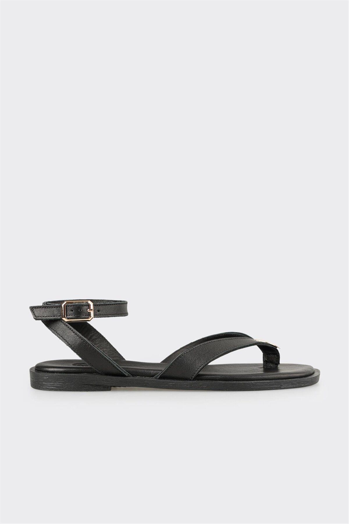 Elle Shoes Siyah Deri Kadın Sandalet