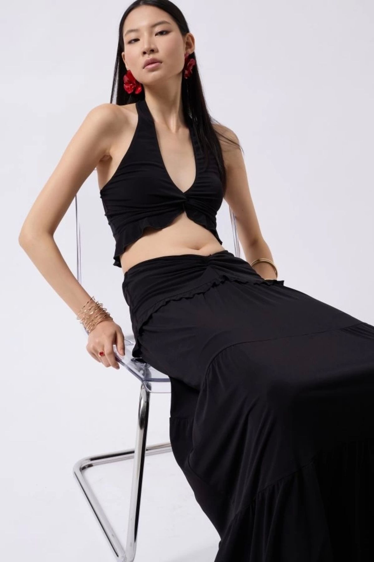Butik Düğüm Detay Fırfırlı Crop