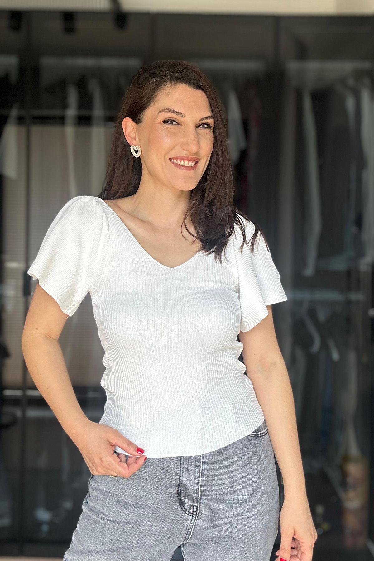 Unique Boutique Beyaz Only Kolları Volanlı Likralı Bluz