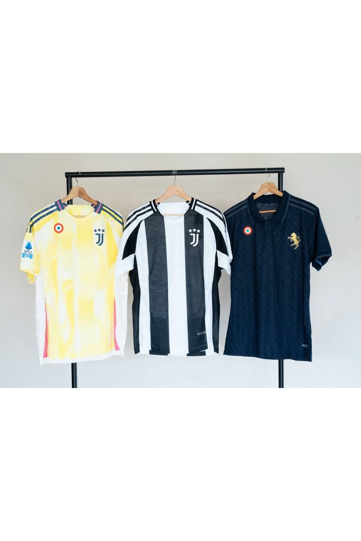 kombinezyum 2024-25 JUVENTUS İç Saha / Deplasman & Alternatif 3 Lü Set Forması