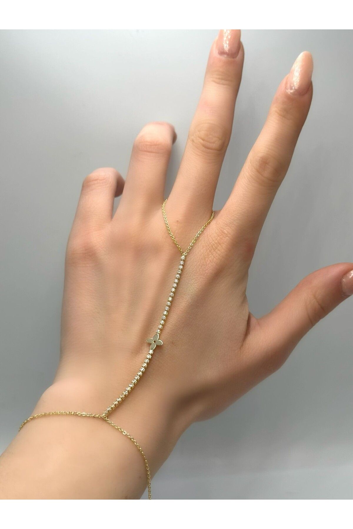 MyladyAccessoriess Yonca Detay Su Yolu Çelik Şahmeran