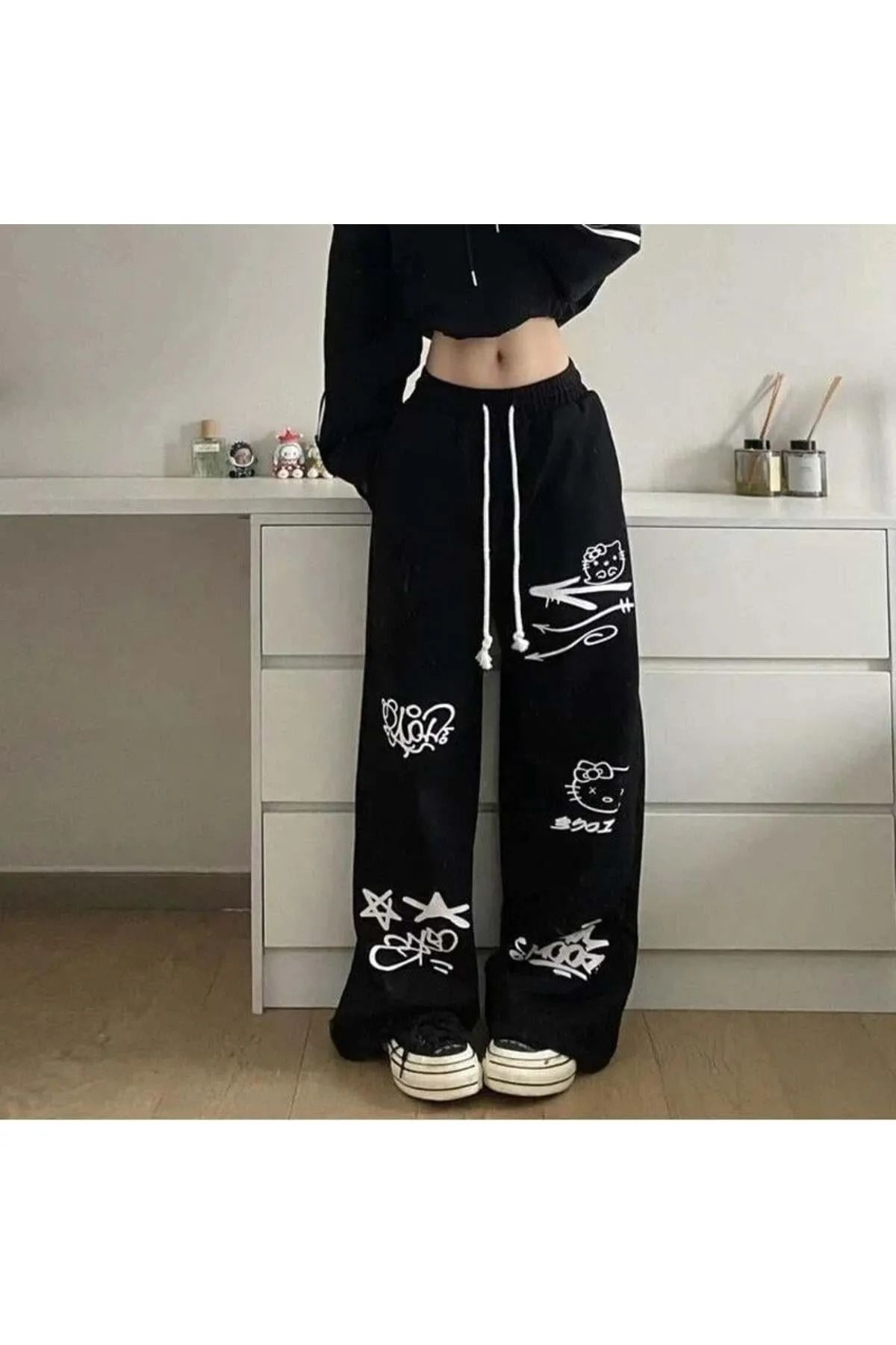 Gofeel Siyah Hello Kitty Graffiti Eşofman Altı
