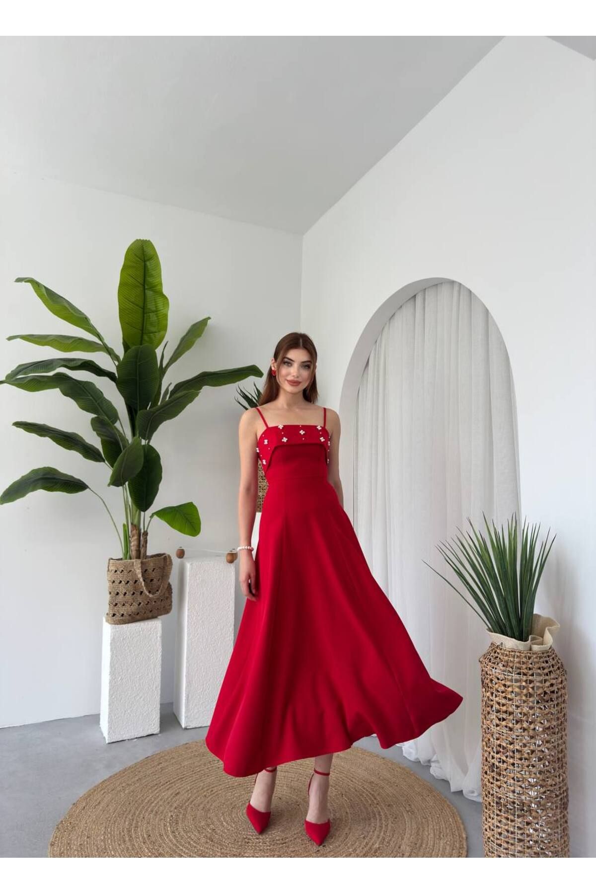 conconmoda Askılı İnci Detay Kiloş Atlas Uzun Elbise