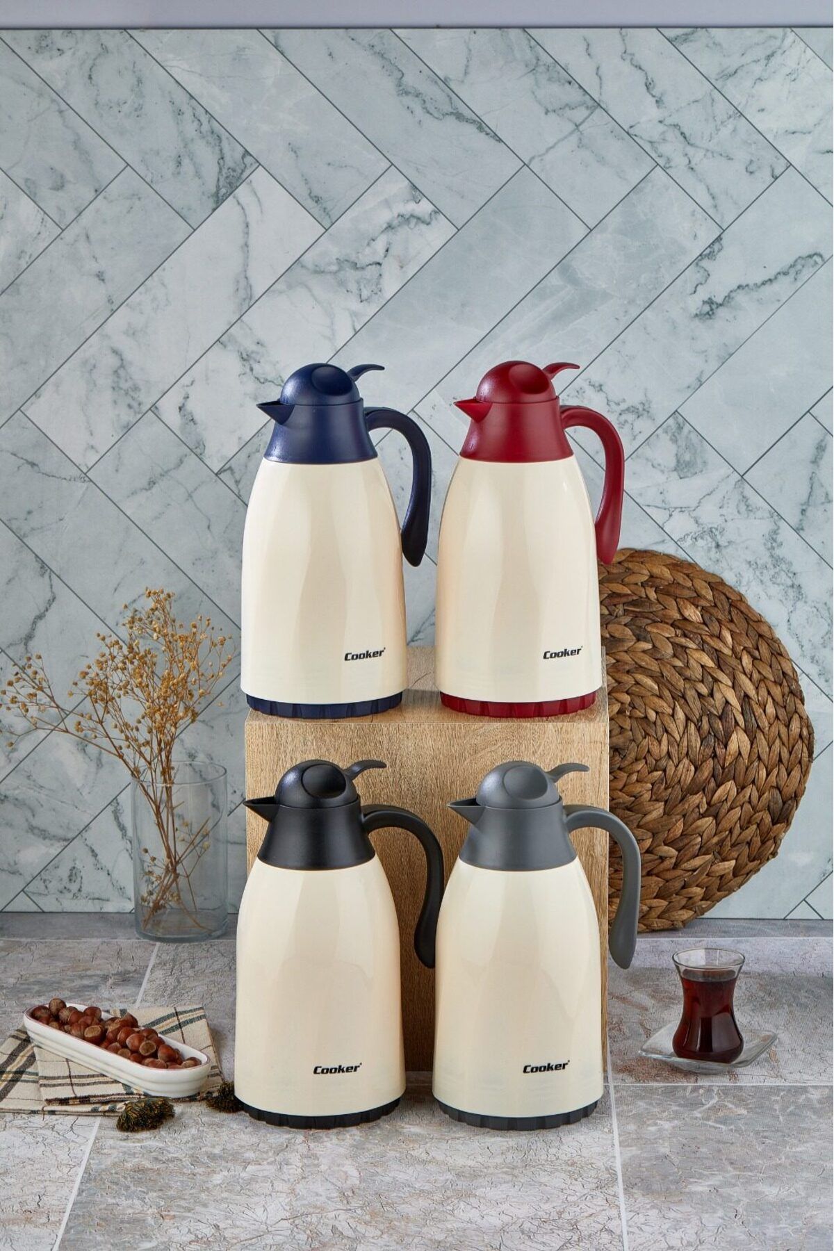 Modafiks CKR-2075 1.3LT RENKLİ CAM HAZNELİ RETRO PLASTİK TERMOS (4767)