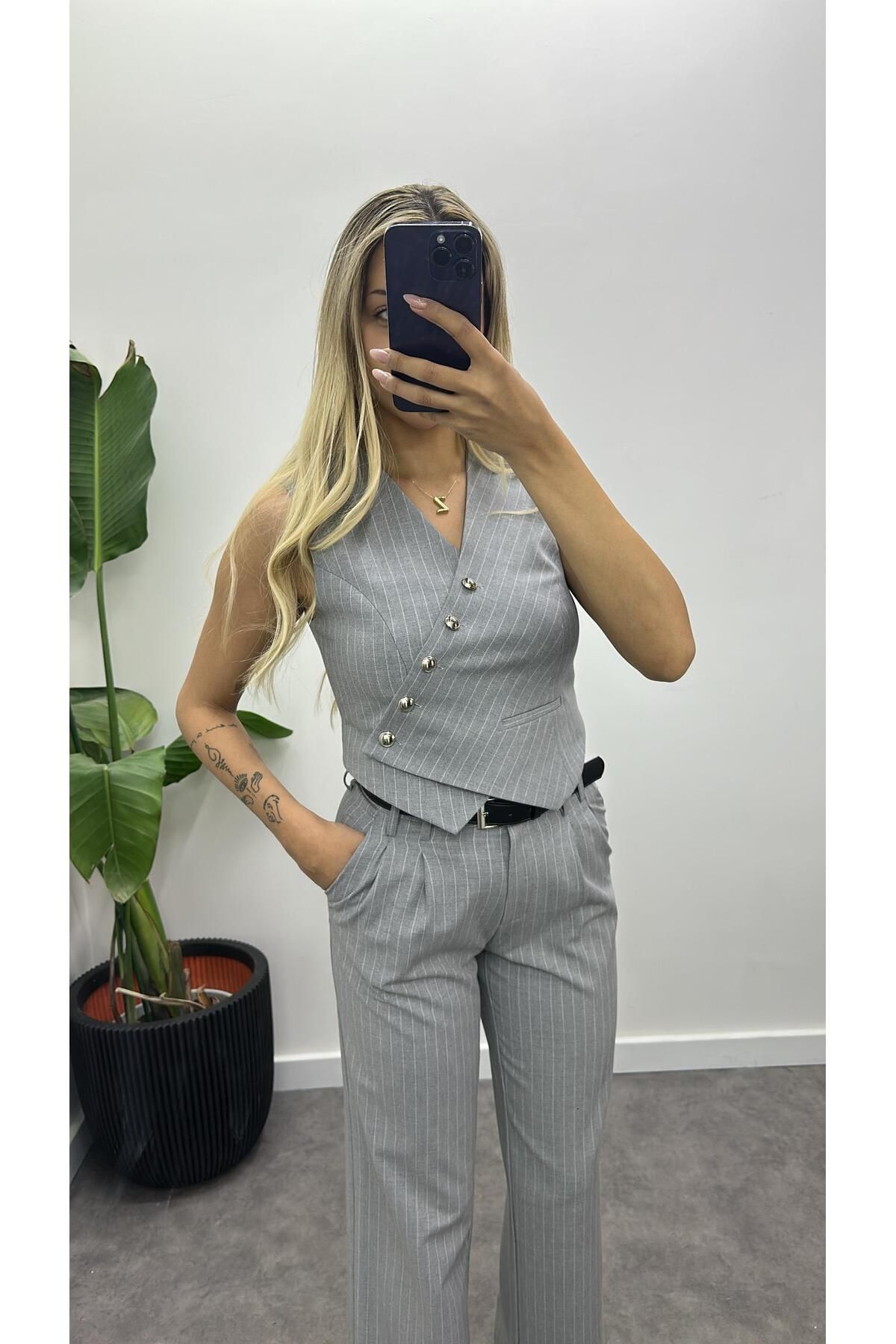 Acar Boutique Asimetrik Kruvaze Yelek