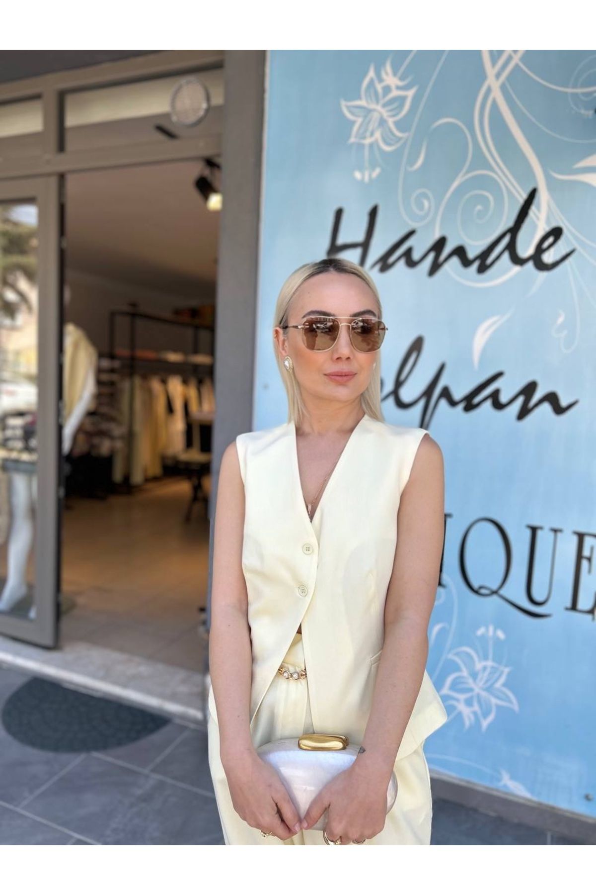 HANDE ÇOLPAN Sarı İki Düğmeli Astarlı Yelek
