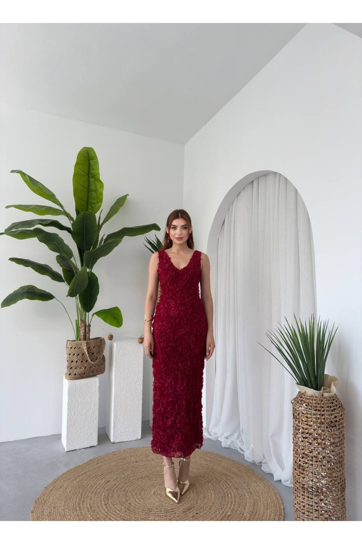 conconmoda Gül Tasarım Sıfır Kollu Uzun Edna Elbise