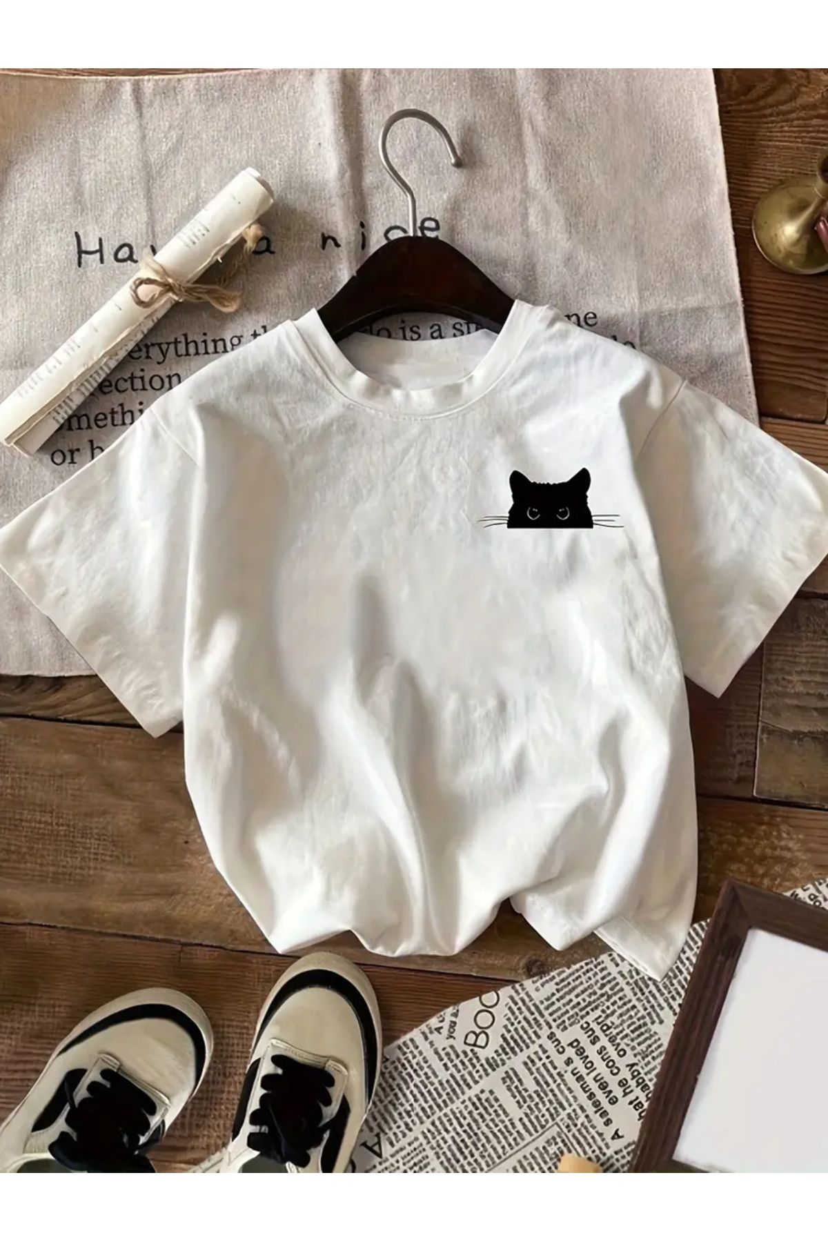 bellanova Oversize Kedi Desenli Unisex Tişört – 8 Farklı Model