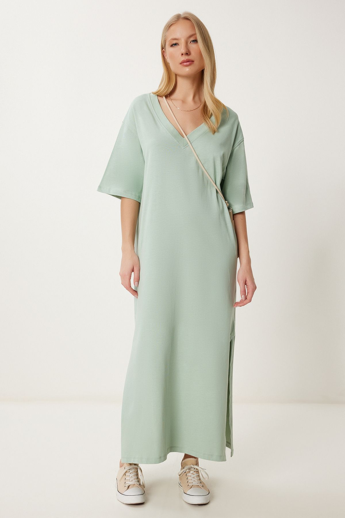 Lovelyİstanbul Oversize Basic Yazlık Esnek Örme Elbise ÇAĞLA YEŞİLİ LUB0113