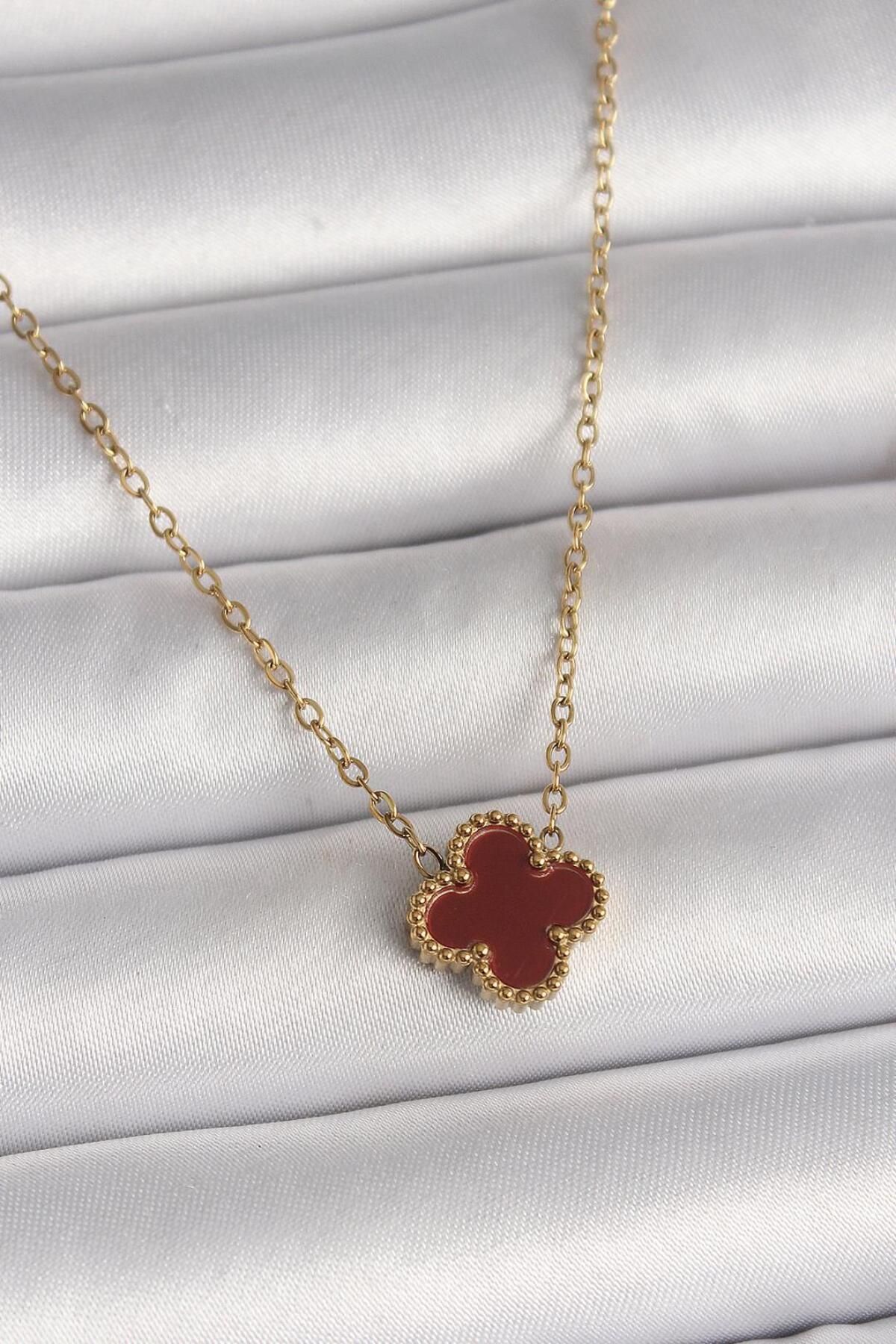Lunira 316L Çelik Gold Renk Bordo Yonca Model Kadın Kolye