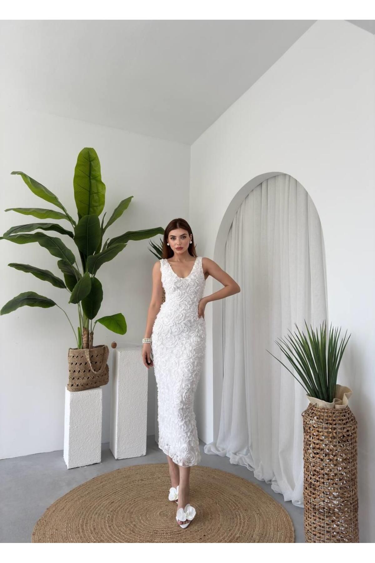 conconmoda Gül Tasarım Sıfır Kollu Uzun Edna Elbise
