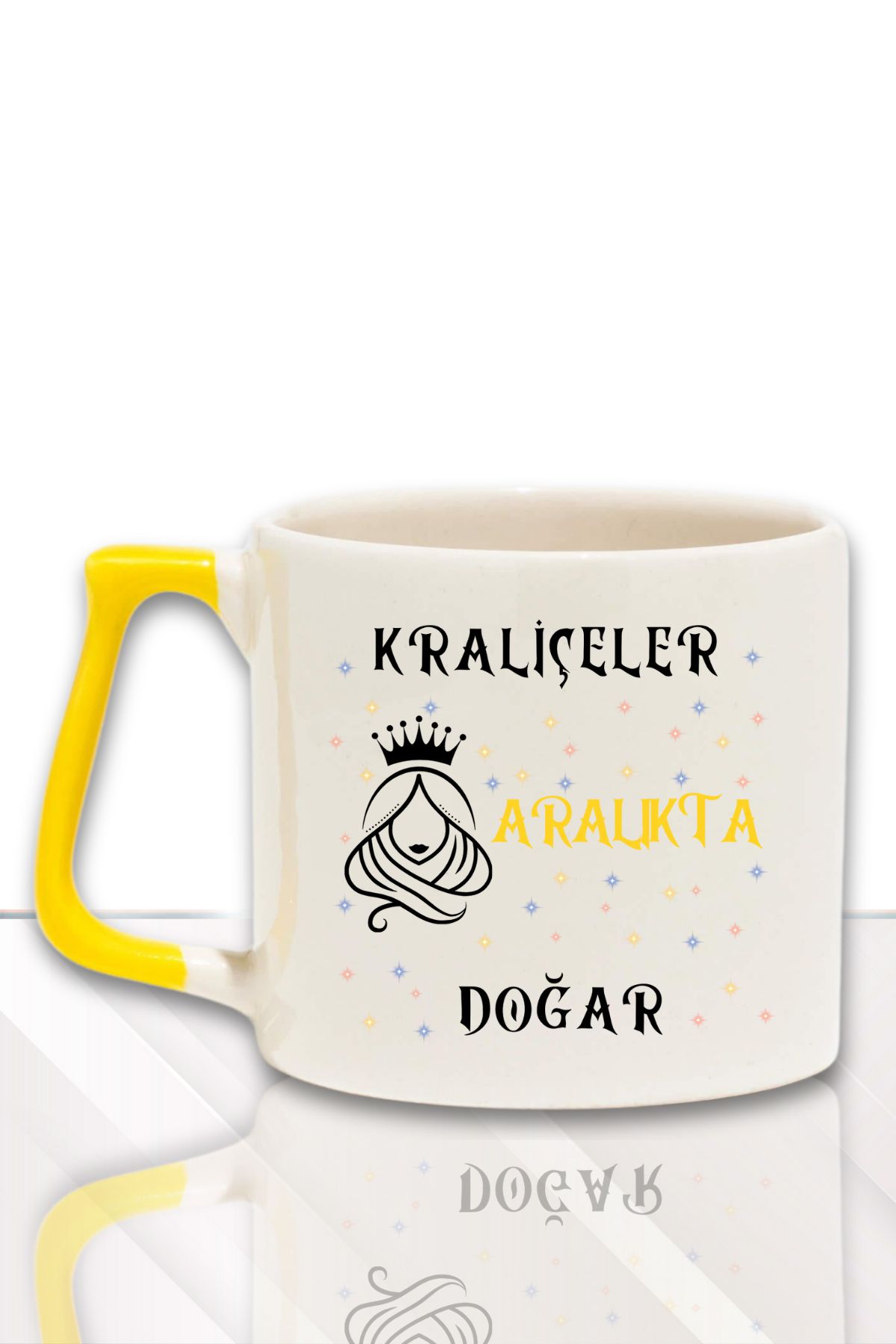 qoeuyl boutique Kraliçeler Bu Ayda Doğar Baskılı Arkadaş, Sevgiliye Doğum Günü Hediyelik Renkli Kulplu Kupa Bardak