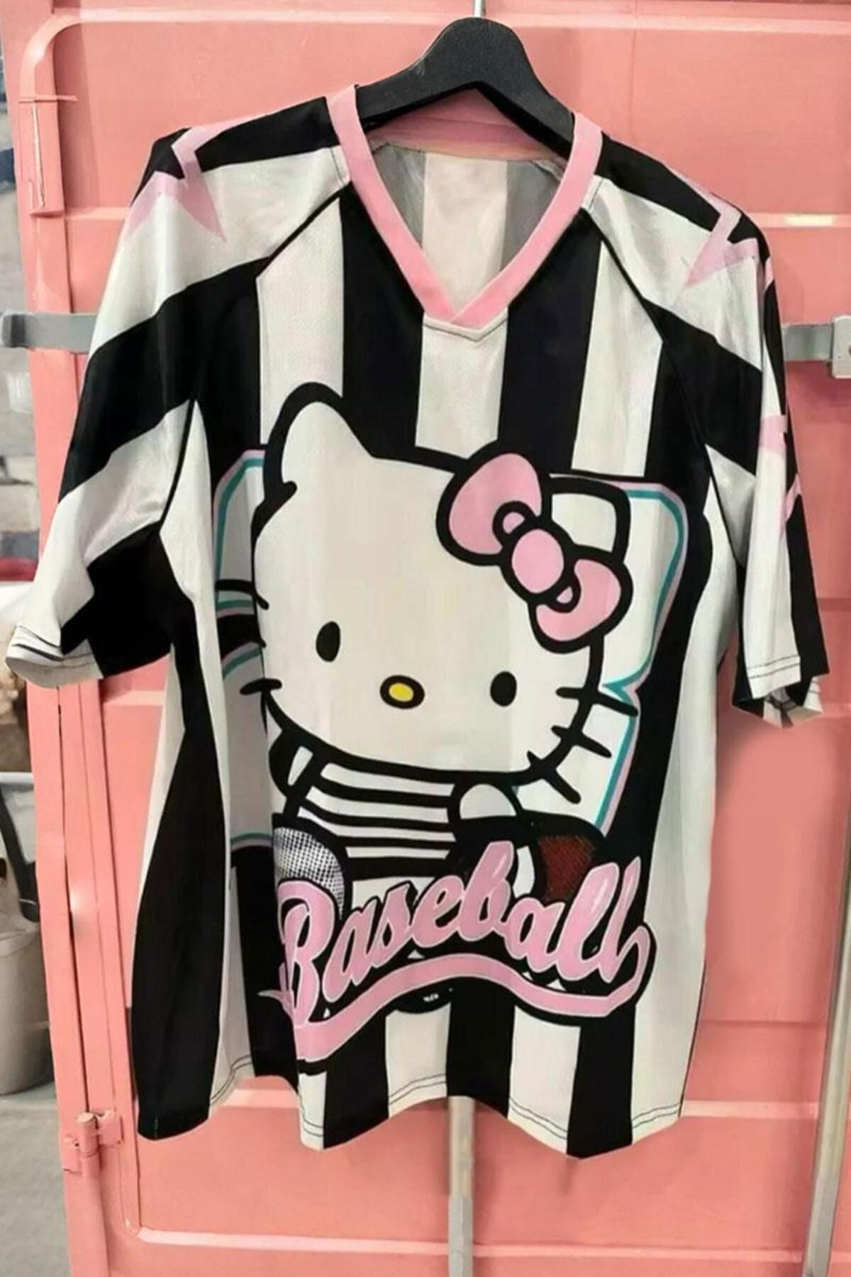 BALİNA Siyah Beyaz Çizgili Pembe Baseball Hello Kitty Unisex T-shirt THE SOLO