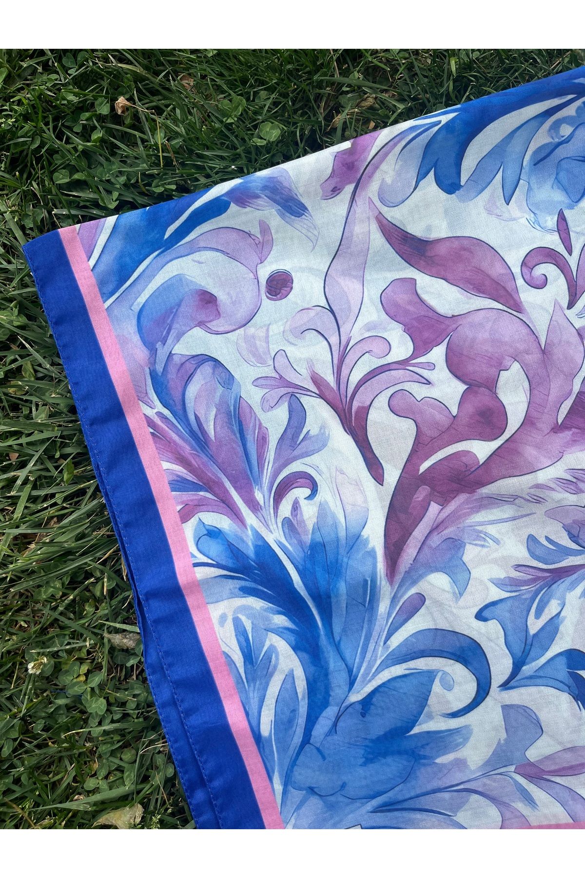 BOUTİCON Kokulu Çiçek Desenli Saks Mavi Soft Pamuklu Şal 75x180