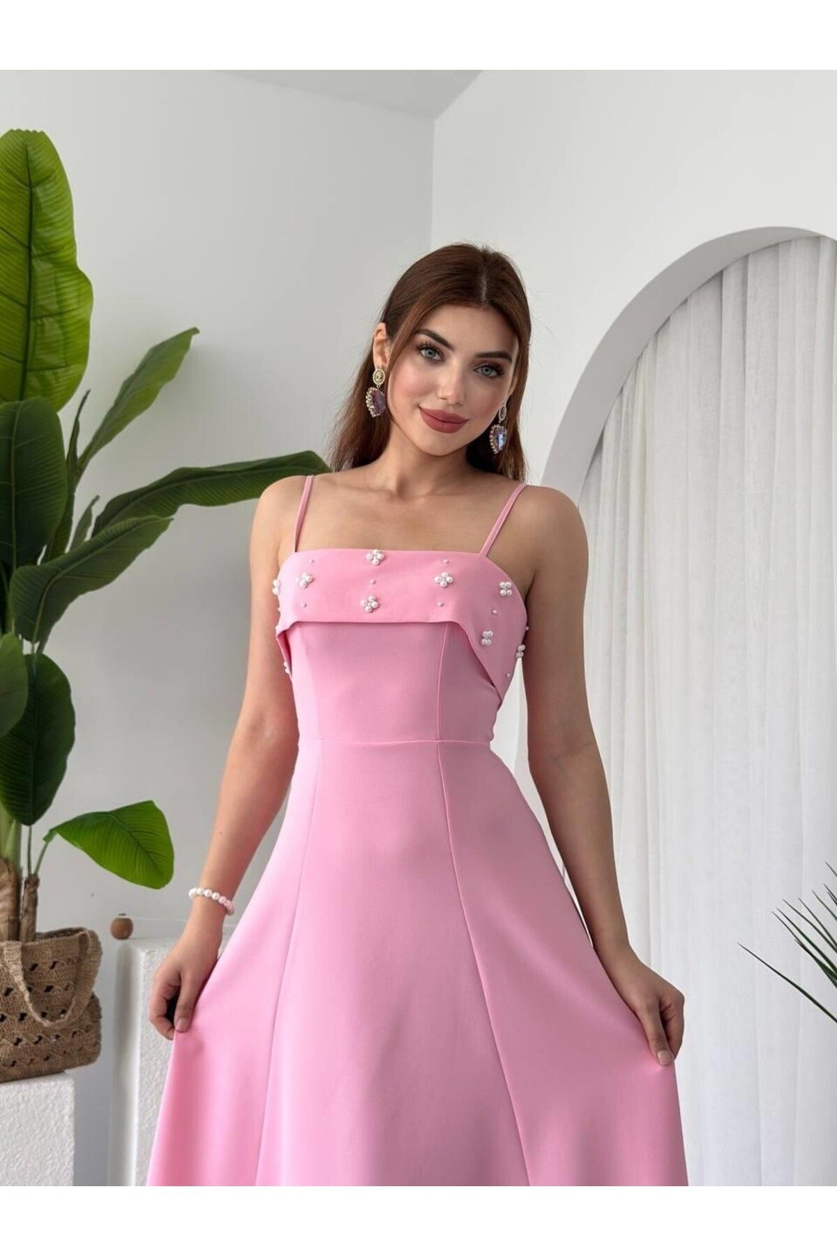 Julidress Askılı inci Taş Detaylı Midi Boy Nişan Davet Premium Dantel Elbise
