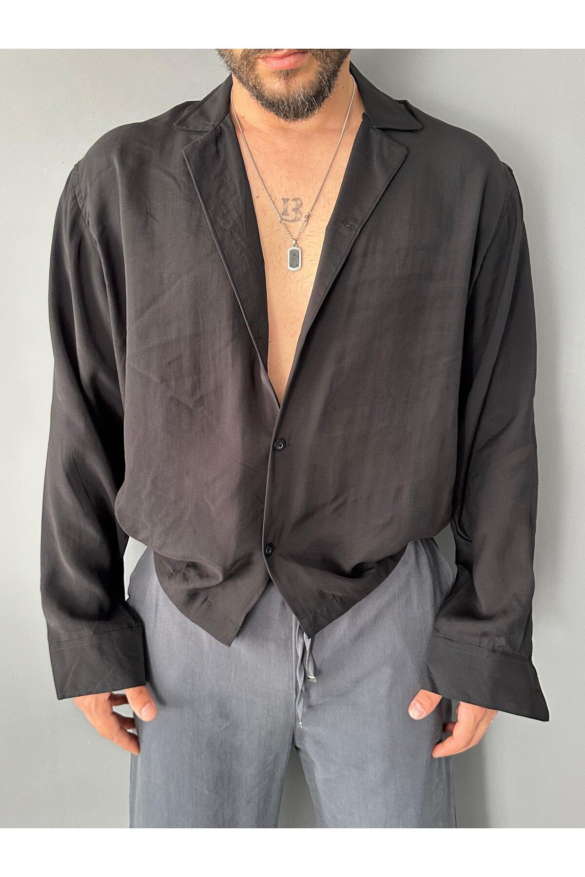 THEMANN Apaş Yakalı Modal Kumaş Siyah Oversize Gömlek