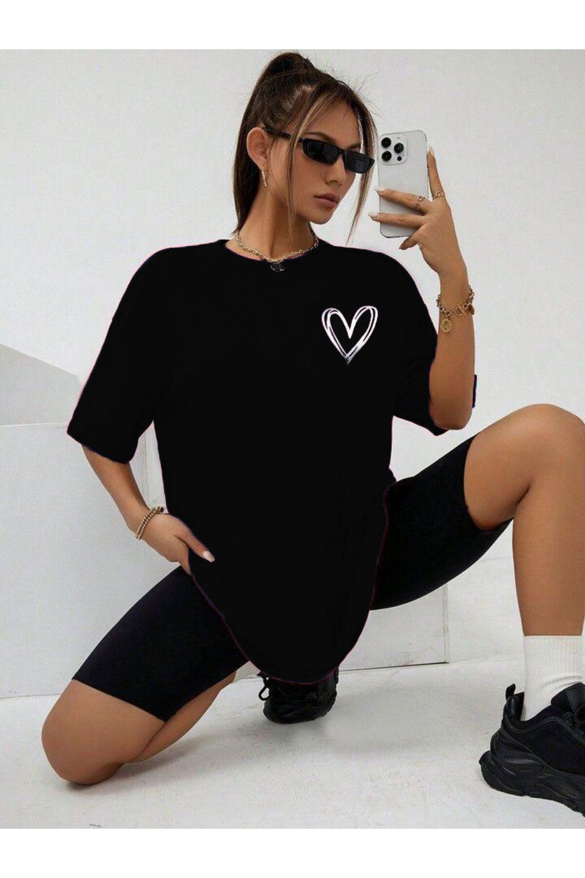 Tarzsokak Mini Kalp Baskılı Unisex