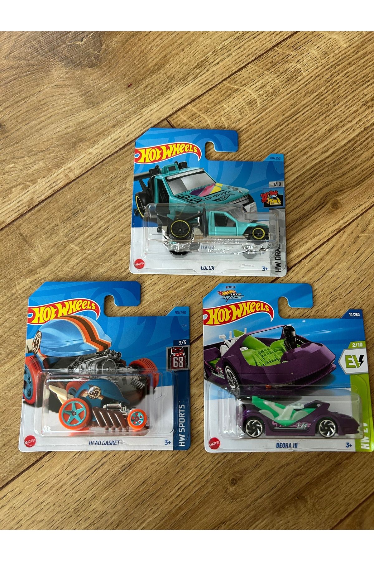 Hotwhells Hotwheels 3 adet araba