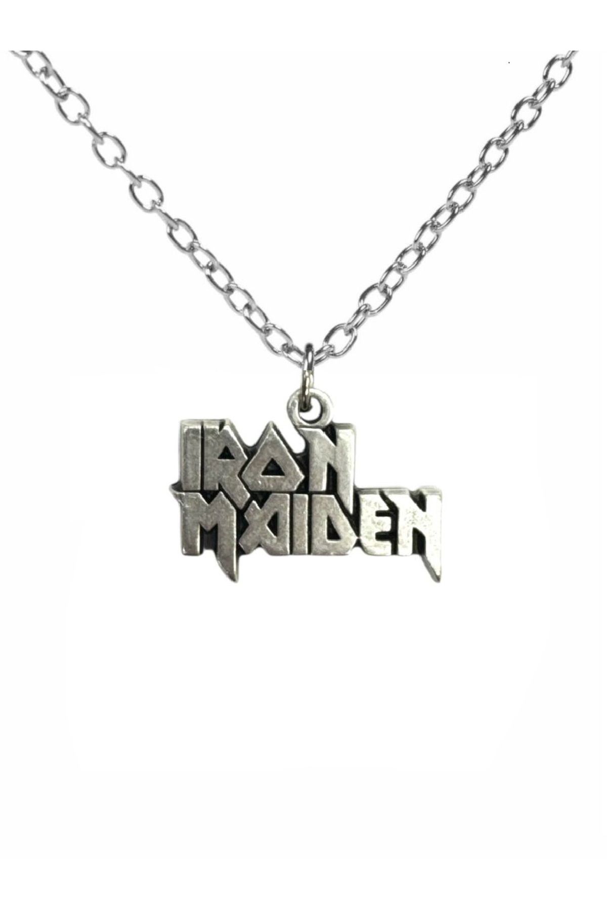 Herşey Nota Iron Maiden Logolu Metal Kolye – 60 cm Unisex Rock Takı