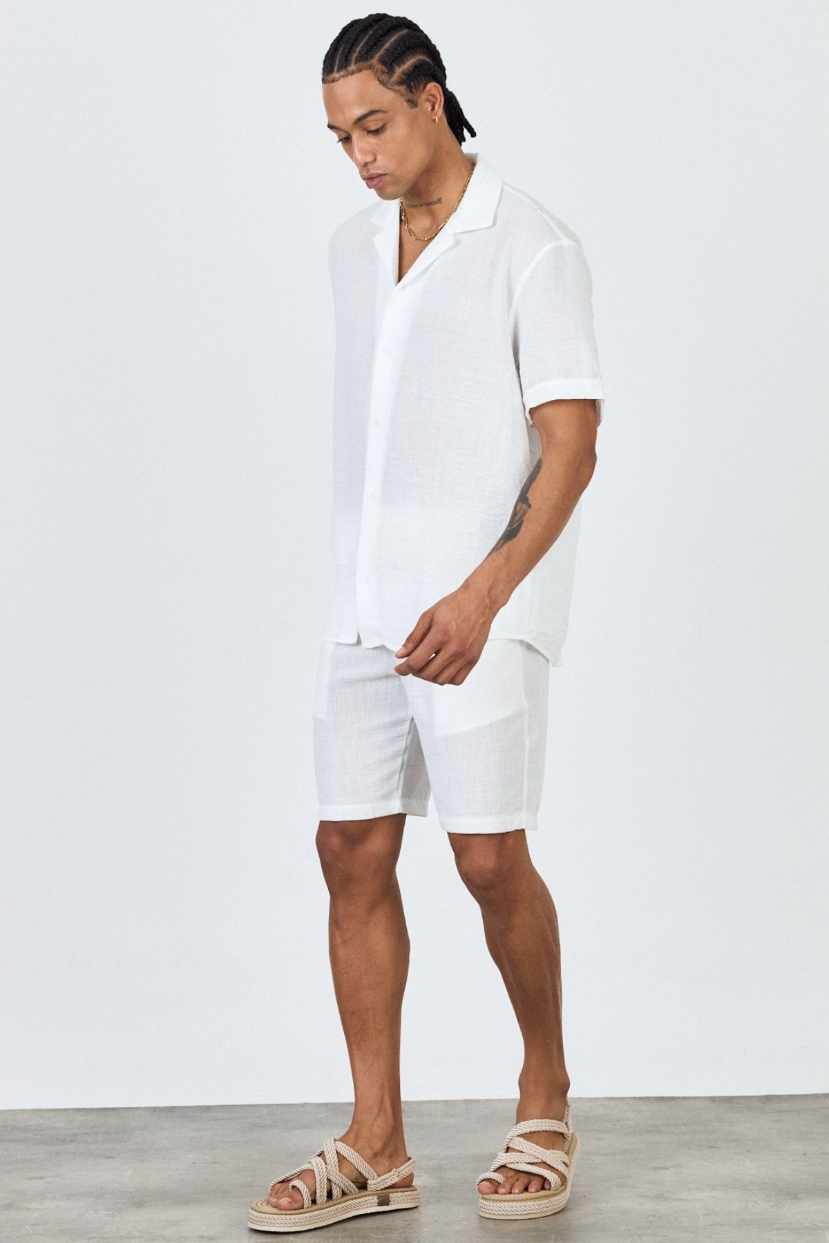 MADZEYMODA-Premium Men's Woven Shirt & Shorts White Bottom Top Set Ls-5605 4