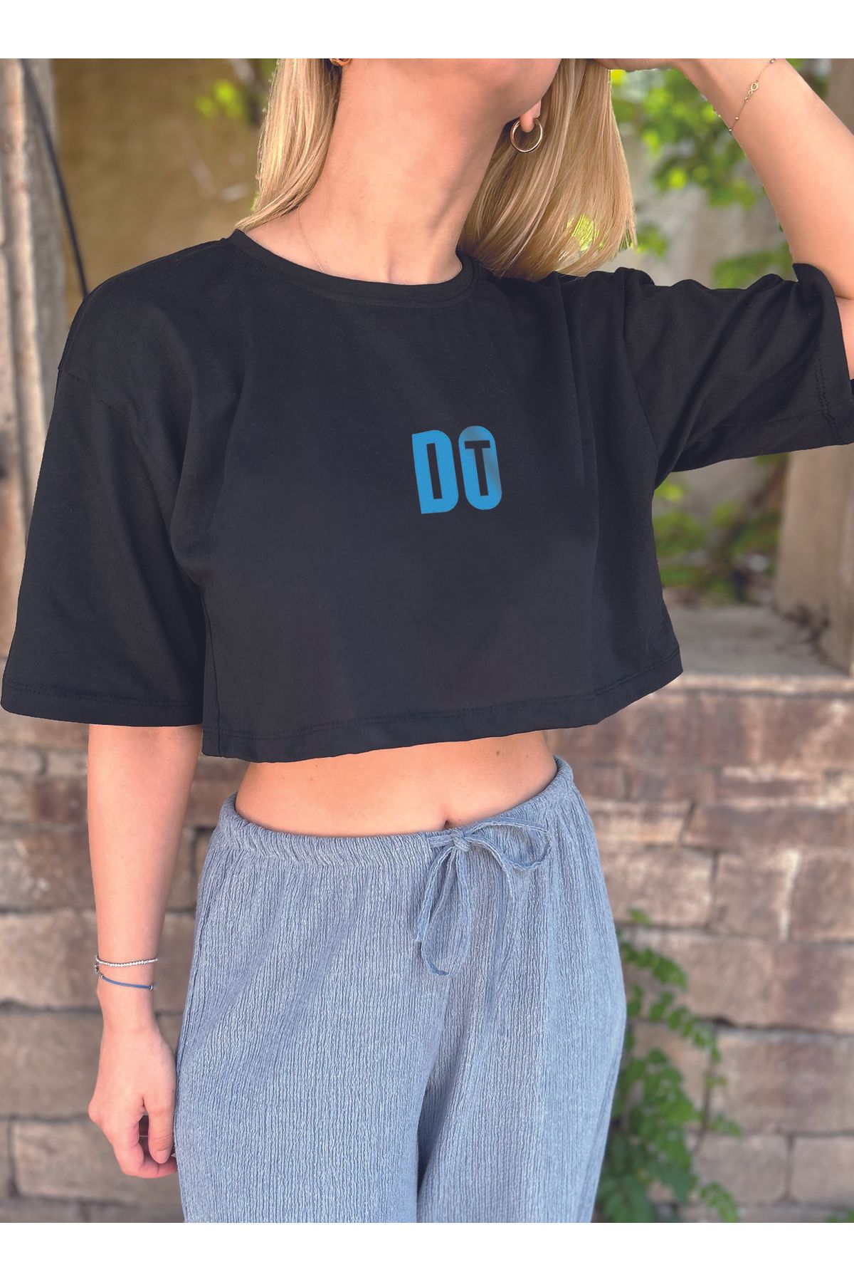 ClubSpaceAstro Kadın Oversize Crop Tişört – Mavi DO IT Baskılı | Terletmeyen Kumaş | Cesur ve Dinamik Günlük Stil