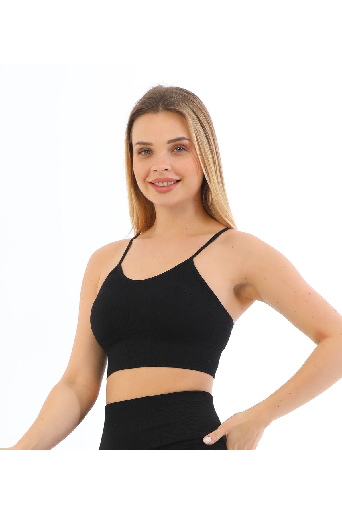 inkasole İnce İp Askılı Fitilli Pedli Crop Büstiyer 5702 Siyah