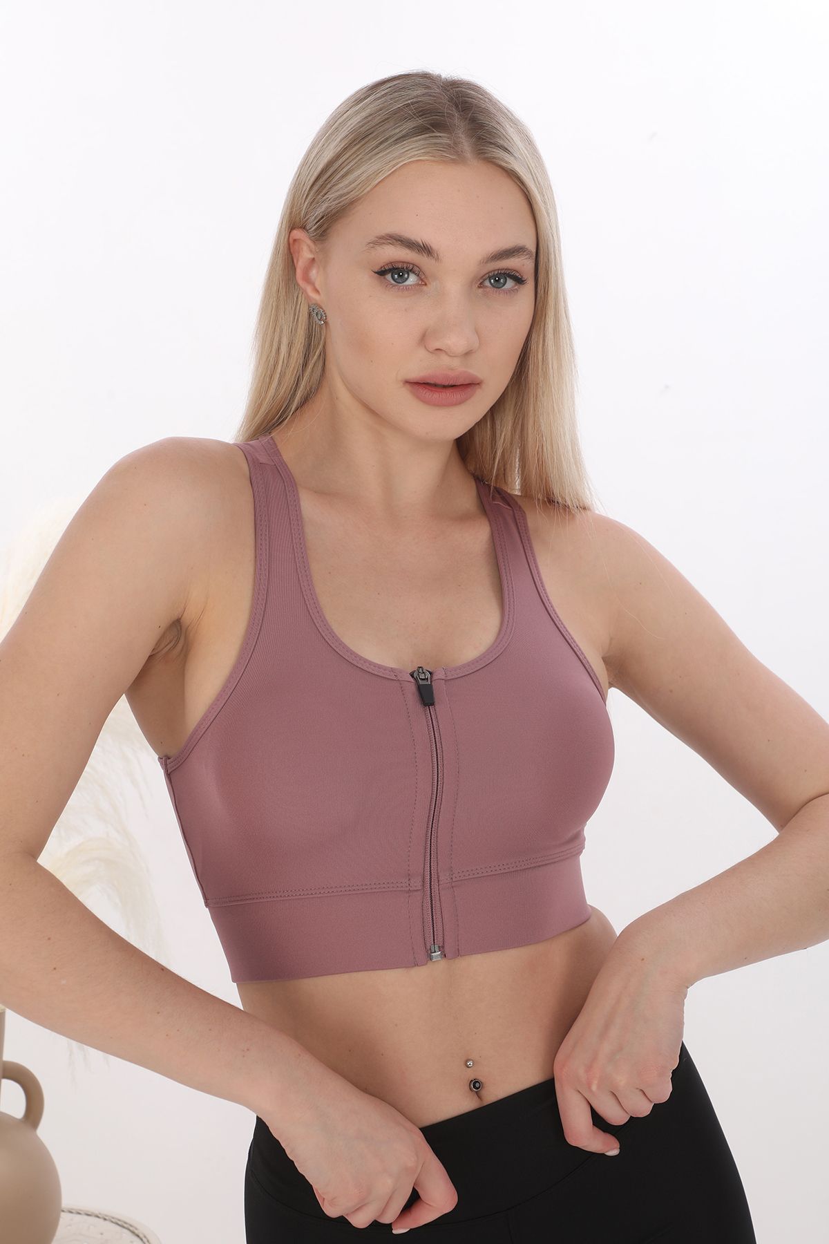 bazaar-turkey all you need Önü Fermuarlı Sporcu Crop Büstiyer 5860 Gül Kurusu