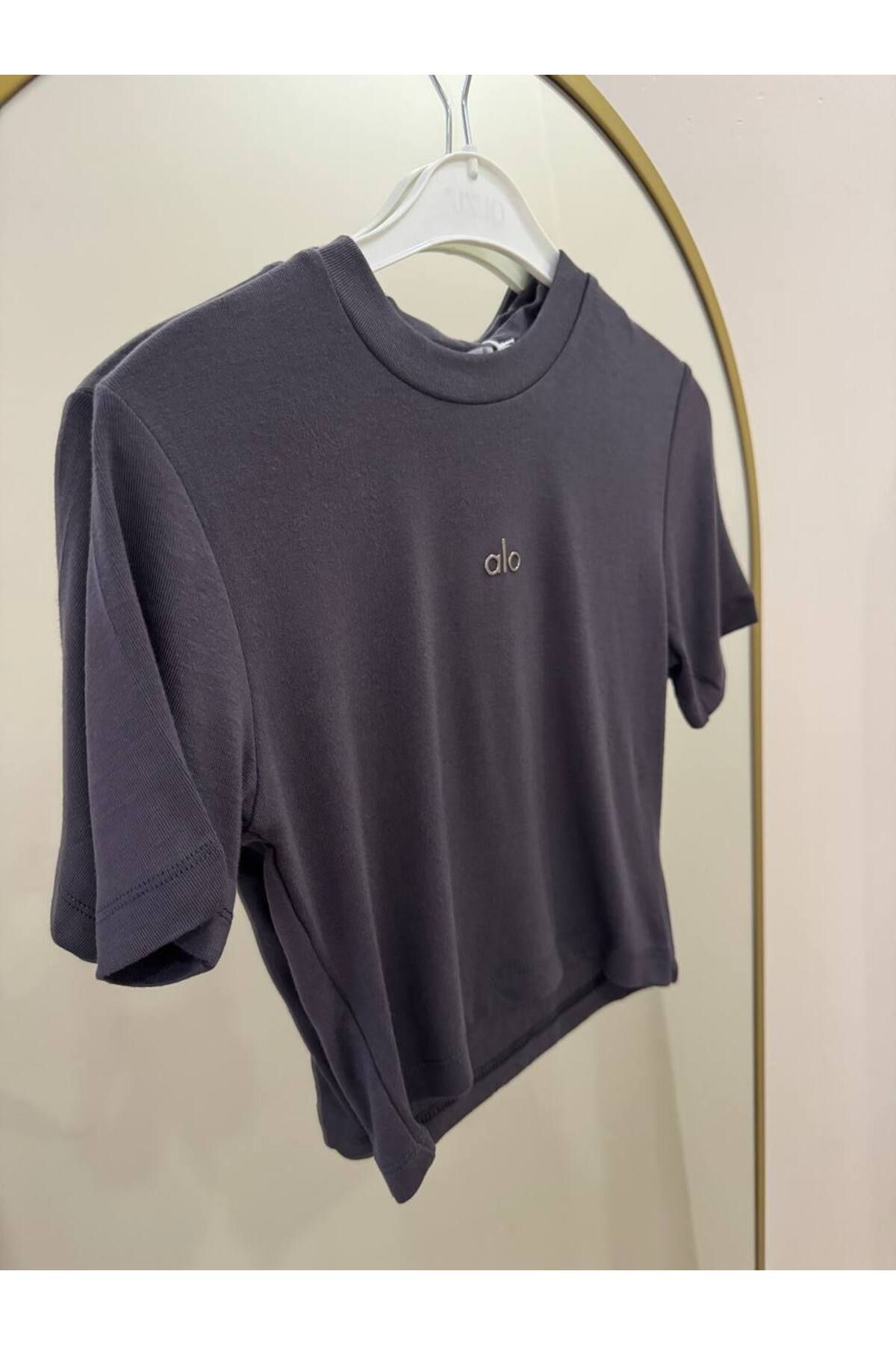 Sachistanbul Elly Bisiklet Yaka Basic Tshirt