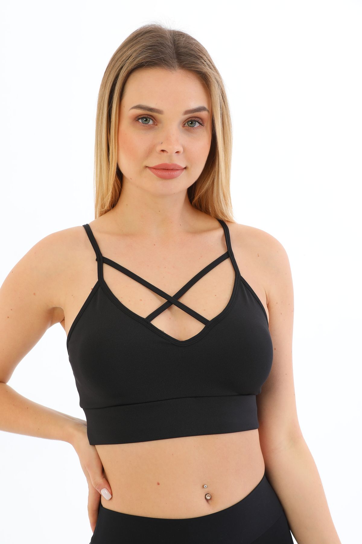 bazaar-turkey all you need Önü Çapraz Detaylı Spor Crop Büstiyer 5800 Siyah