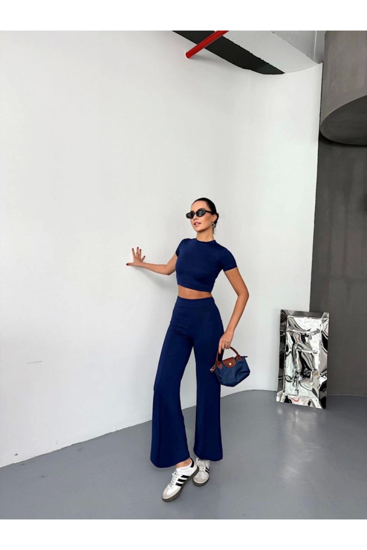 SEYAM Osy Modal Yumuşak Dokulu Kumaş Kısa Kollu Crop Alt Ispanyol Paça Pantalon Ikili Takım - Lacive