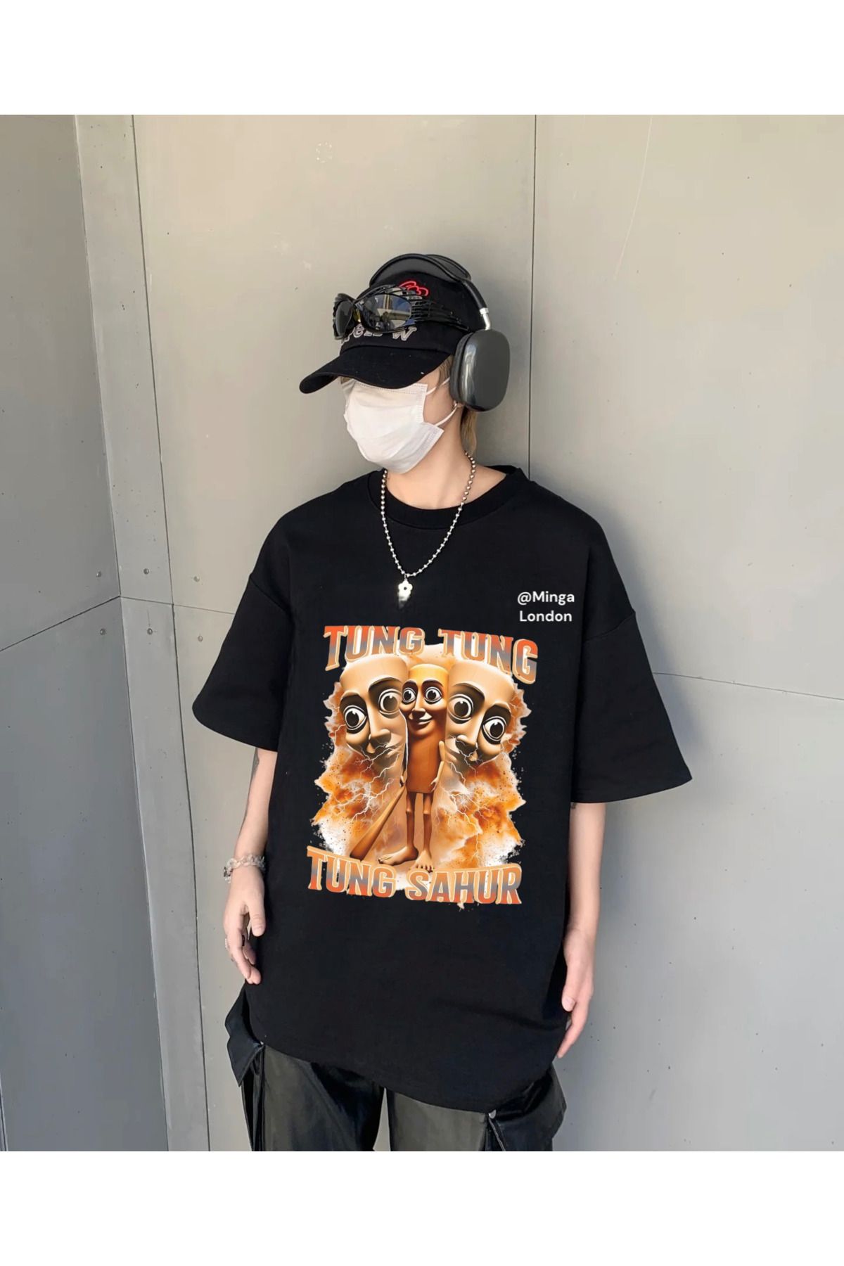 Minga London Siyah Tung Tung Tung Sahur Ön Baskılı Oversize Tshirt -Minga London