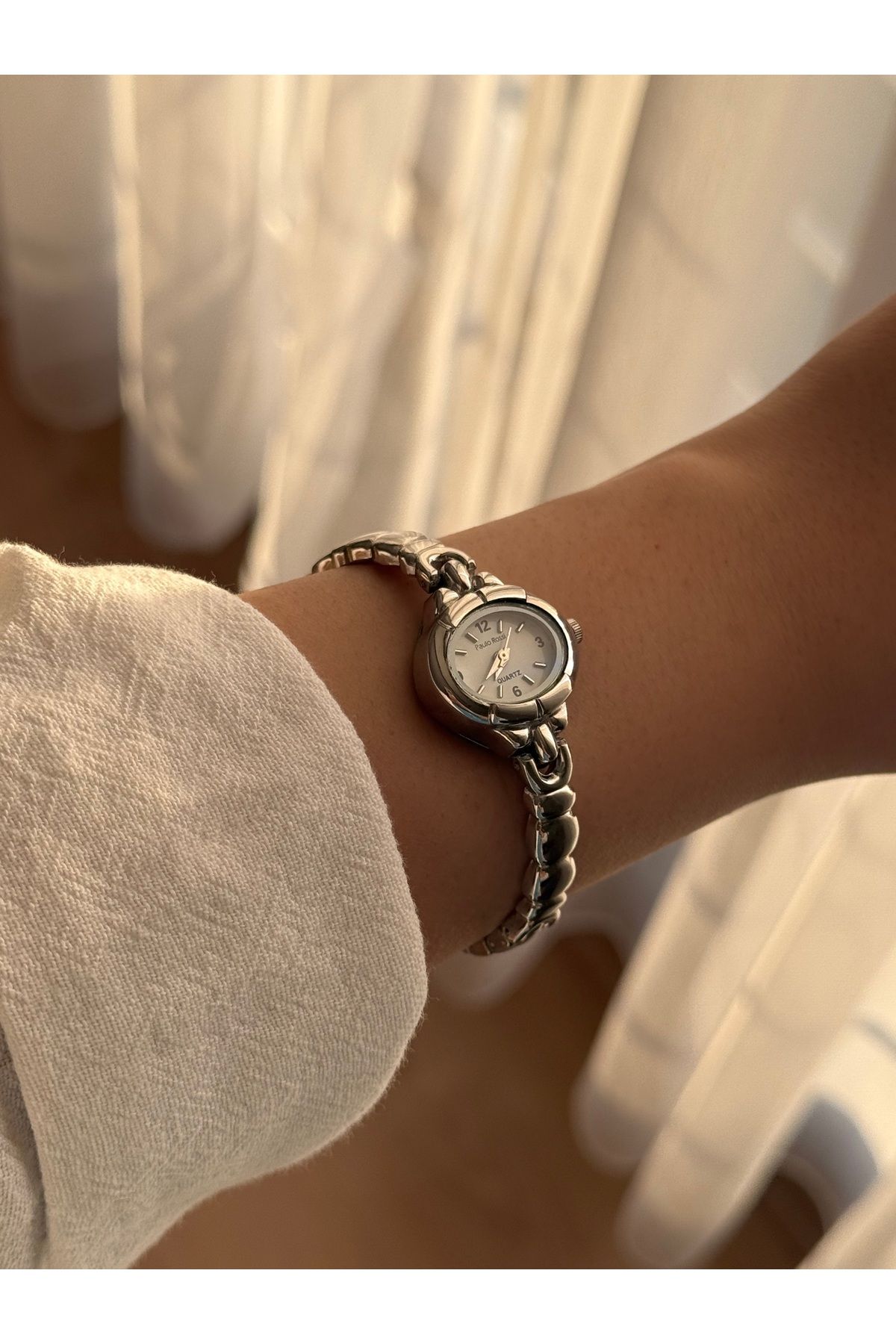 Vola Collection Kadın İnce Kordonlu Vintage Metal Kasa Gümüş Minimal Kol Saati 28