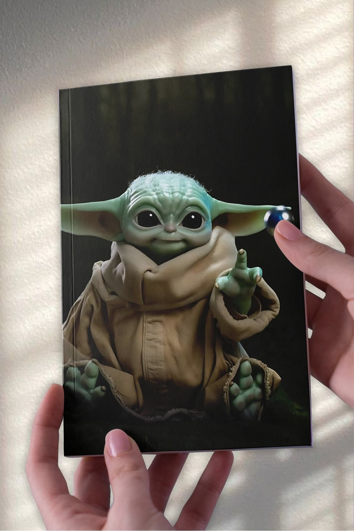 Ludios Baby Yoda Tasarımlı Desenli A5 Çizgisiz Defter (50 Sayfa)