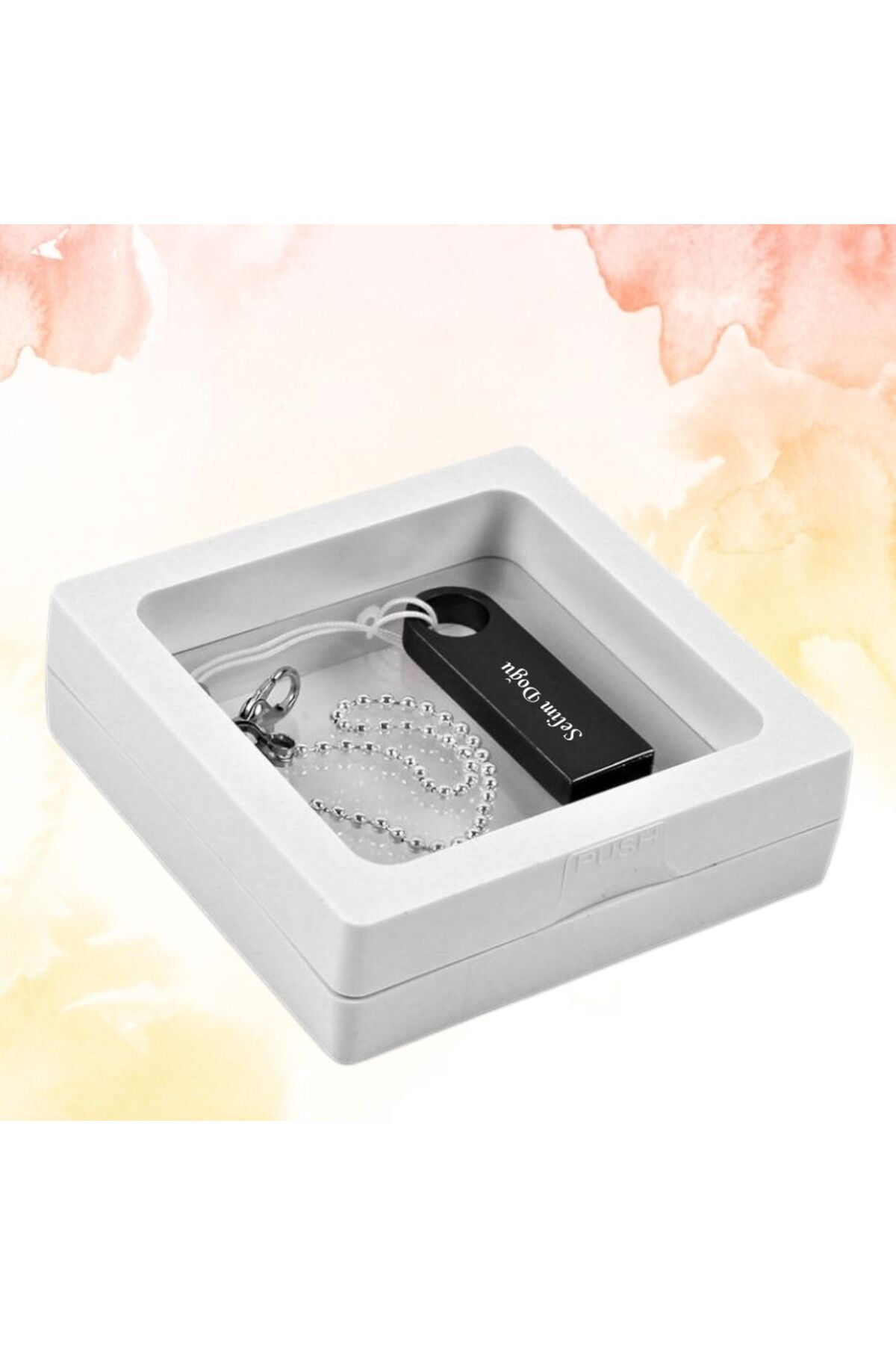 HediyesiBizden KİŞİYE ÖZEL İSİM BASKILI DİSPLAY KUTULU METAL USB BELLEK 2.0