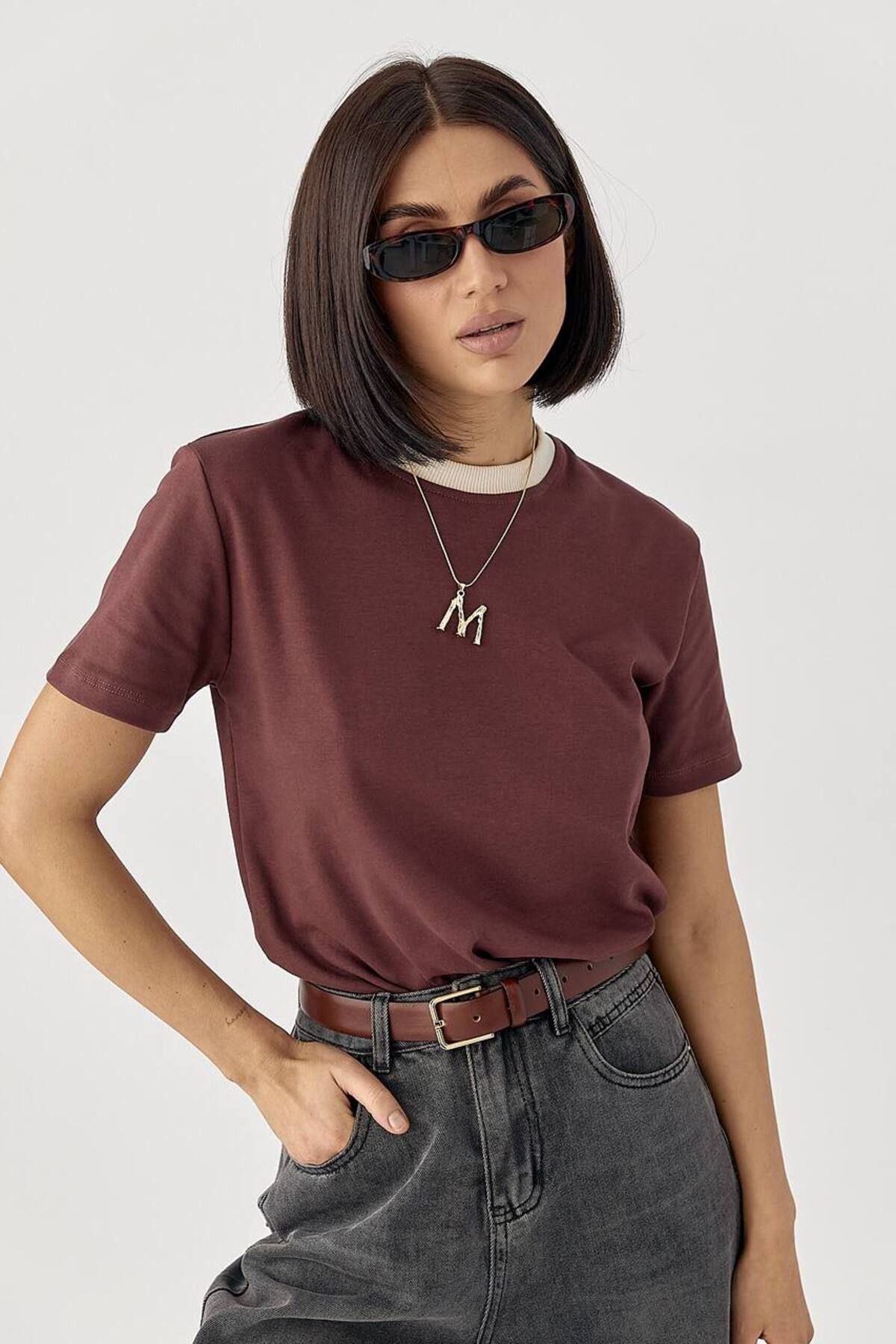 BARLEY Kontrast Yakalı Basic T-shirt