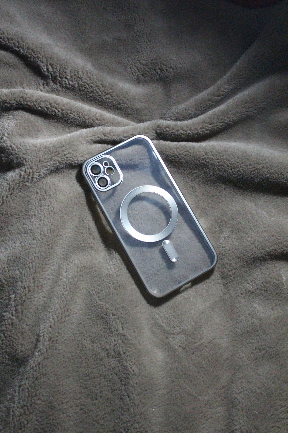 KİLİFROOM İphone 11 Uyumlu Magsafeli Kamera Koruyuculu Silikon Kılıf