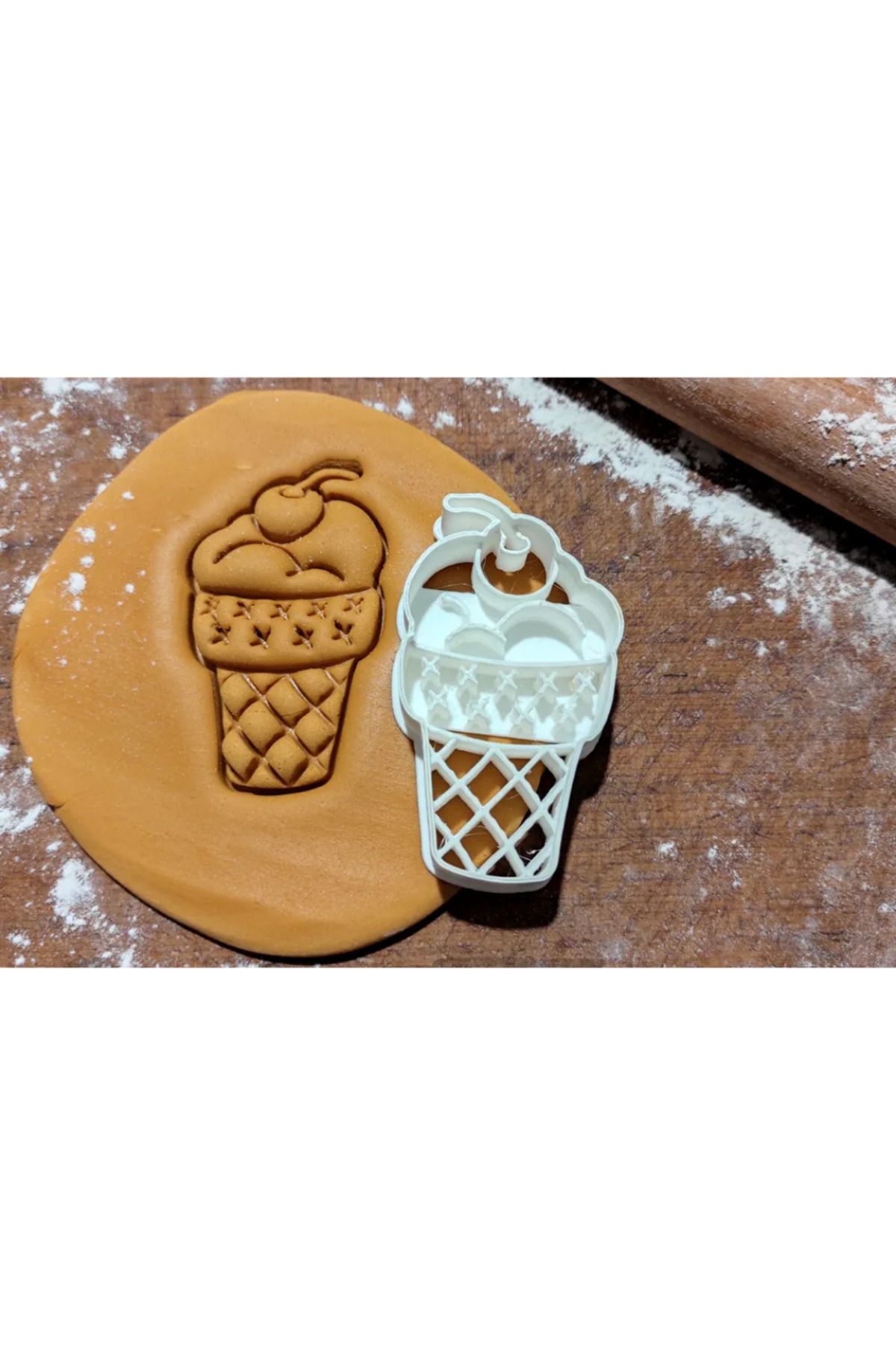 GRAT3D Küllahlı Dondurma Hamur Şekillendirci 7cm