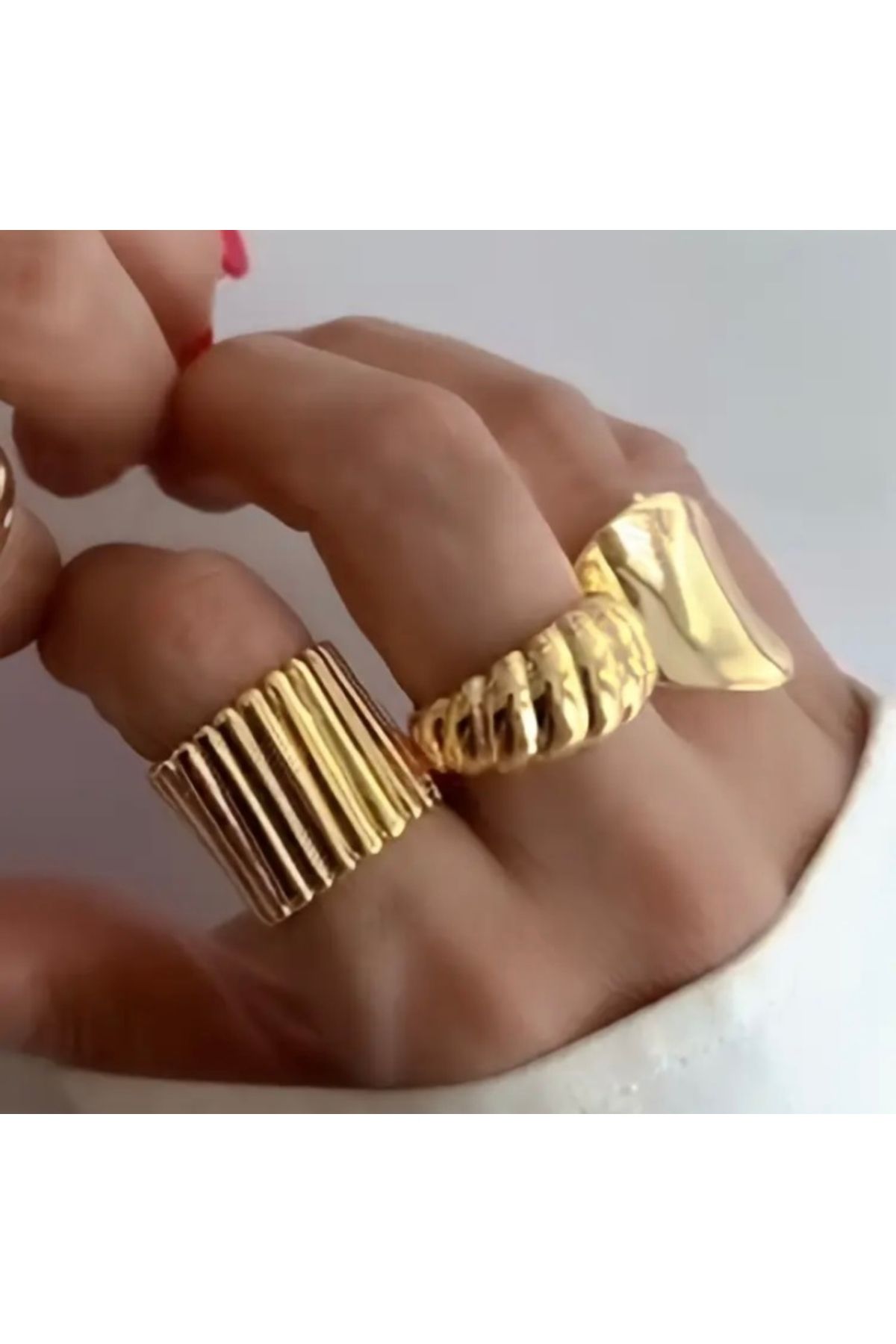 Accessories Vanilla Avenue 3 Parça Altın Sarısı Vintage Esintili Geometrik Tasarım Günlük Kadın Yüzük Seti