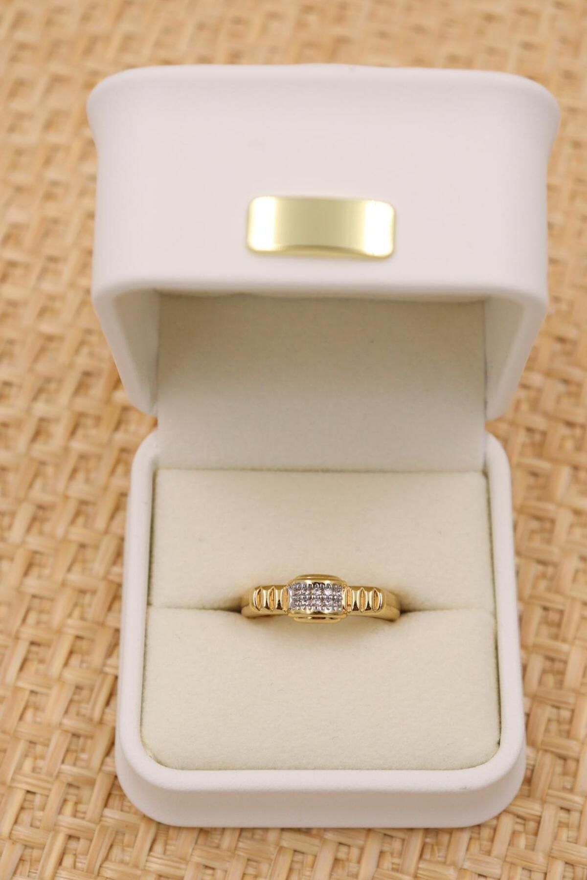 mercanjewelry 14K Kaplama Zirkon Taşlı Modern Yüzük