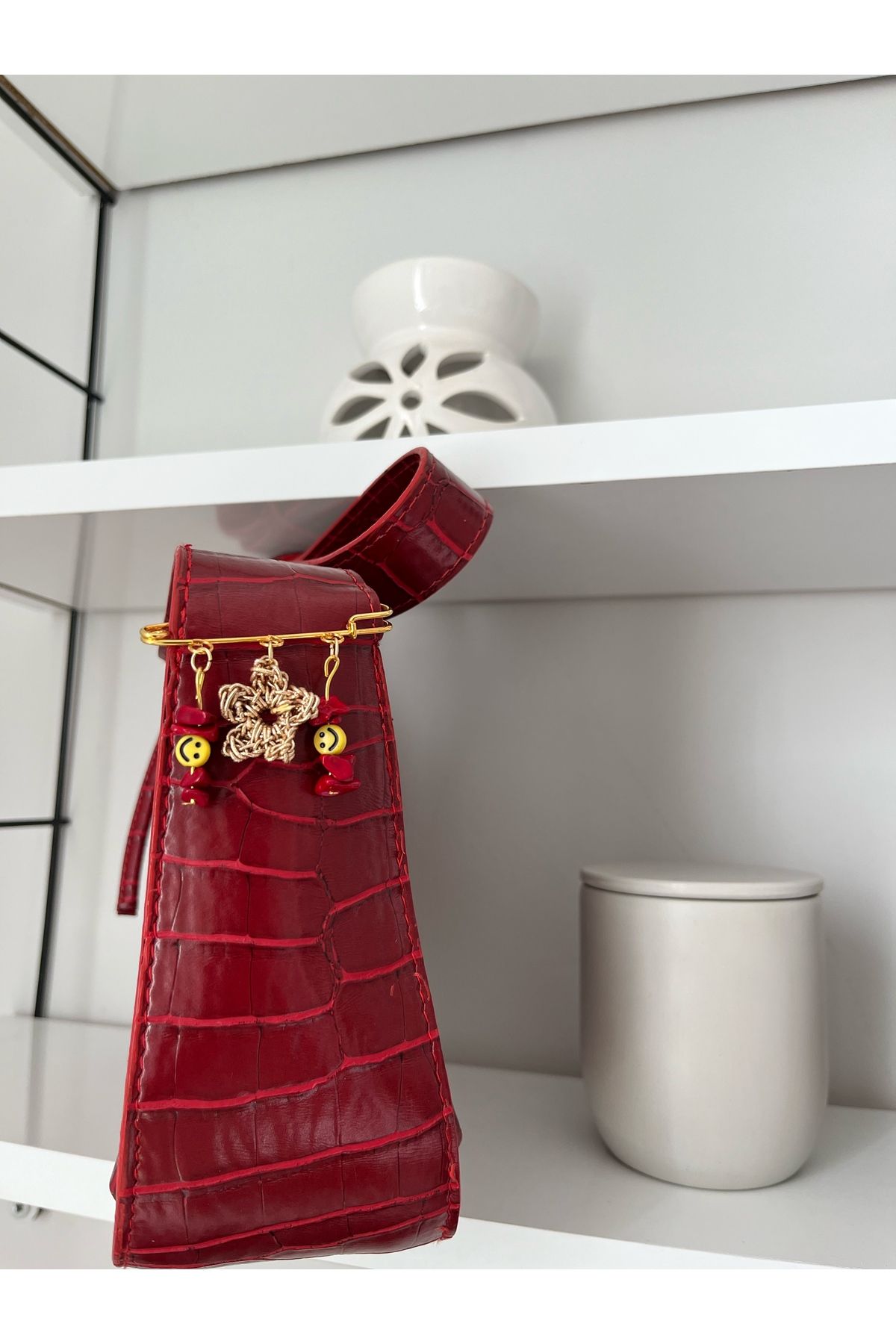 Poshy Atelier İskeç Yaka Broşu Zincir Çengelli İğne Ayakkabı Çanta Cüzdan Charmı Aksesuarı Süsü