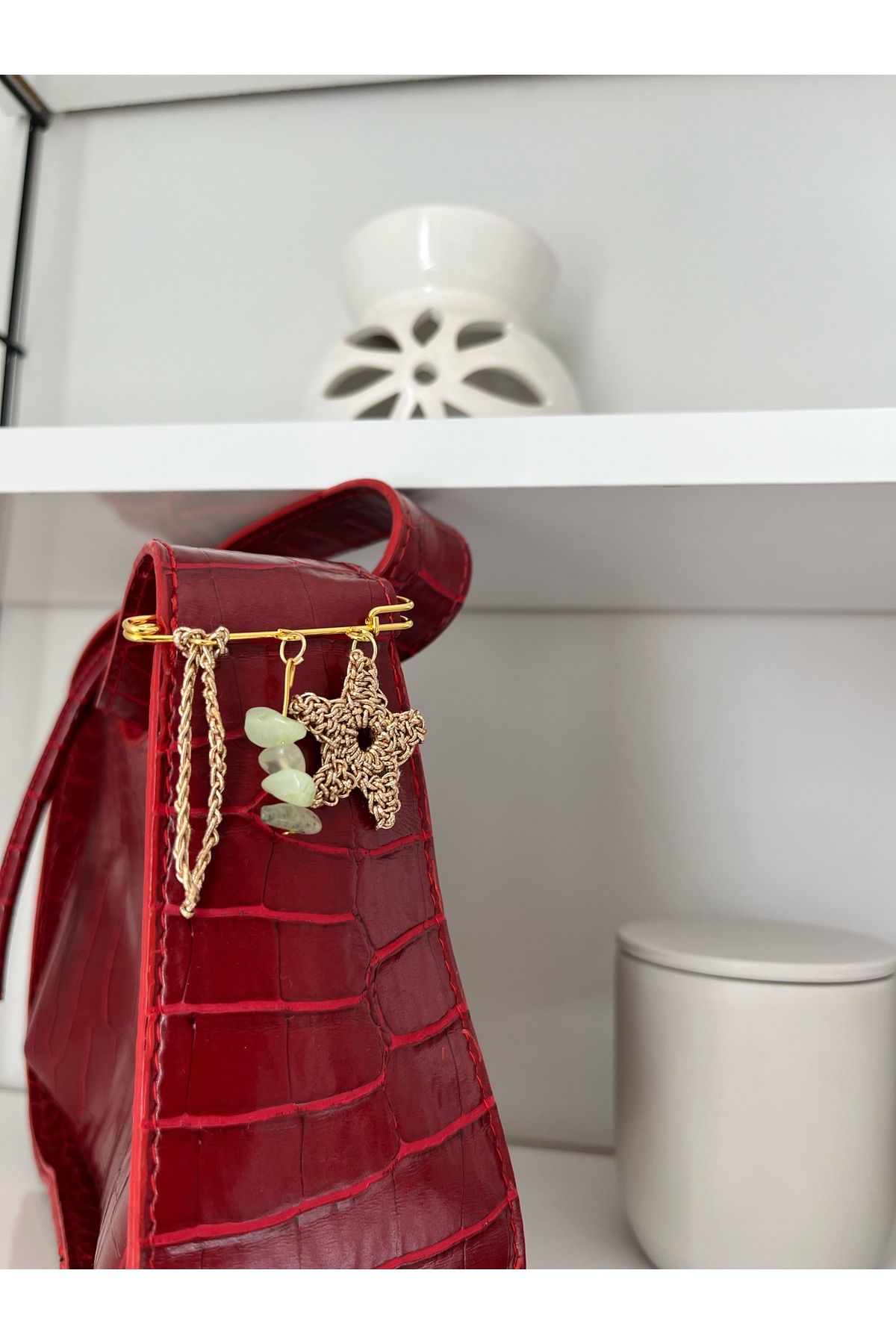 Poshy Atelier İskeç Yaka Broşu Zincir Çengelli İğne Ayakkabı Çanta Cüzdan Charmı Aksesuarı Süsü