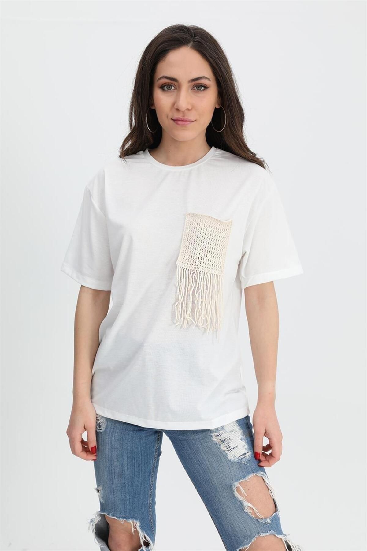 LLOHA T-shirt Bisiklet Yaka Cep detaylı - Ekru