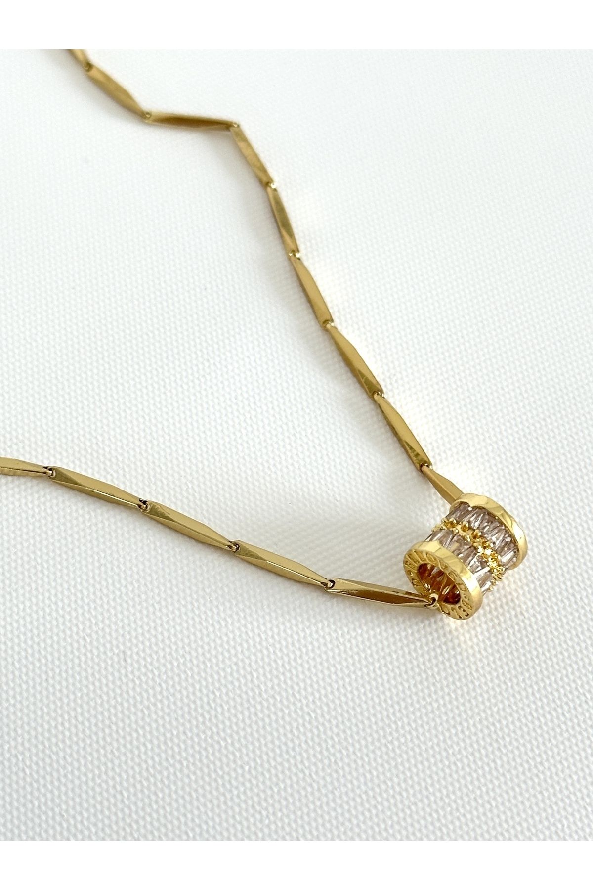 stainles steel Gold Silindir Taşlı Kolye