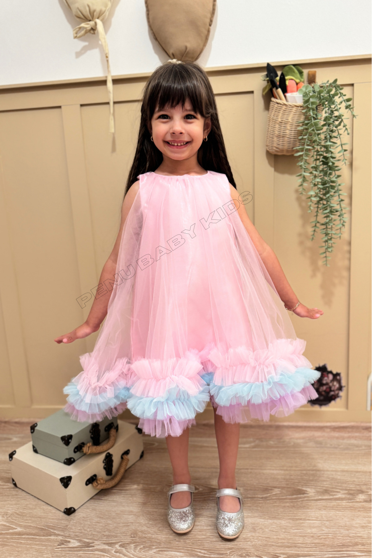 penu baby kids Pembe Jile Eteği 3 Şeritli Renkli Fırfırlı Tül Altı Saten Pamuk Astarlı Kız Çocuk Kız Bebek Elbise fotoğrafı 2 (önizleme)