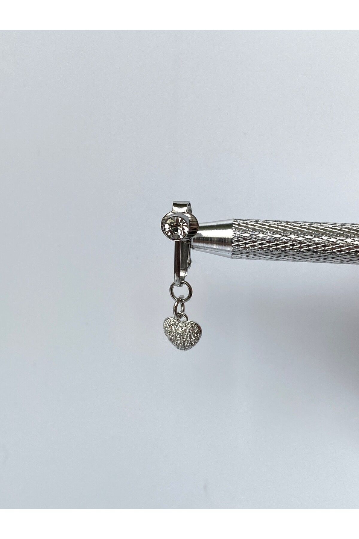 kurukafagift Çelik Göbek Piercing Mıknatıslı Deliksiz Kullanım Sıkıştırmalı Kalpli Minimal Model