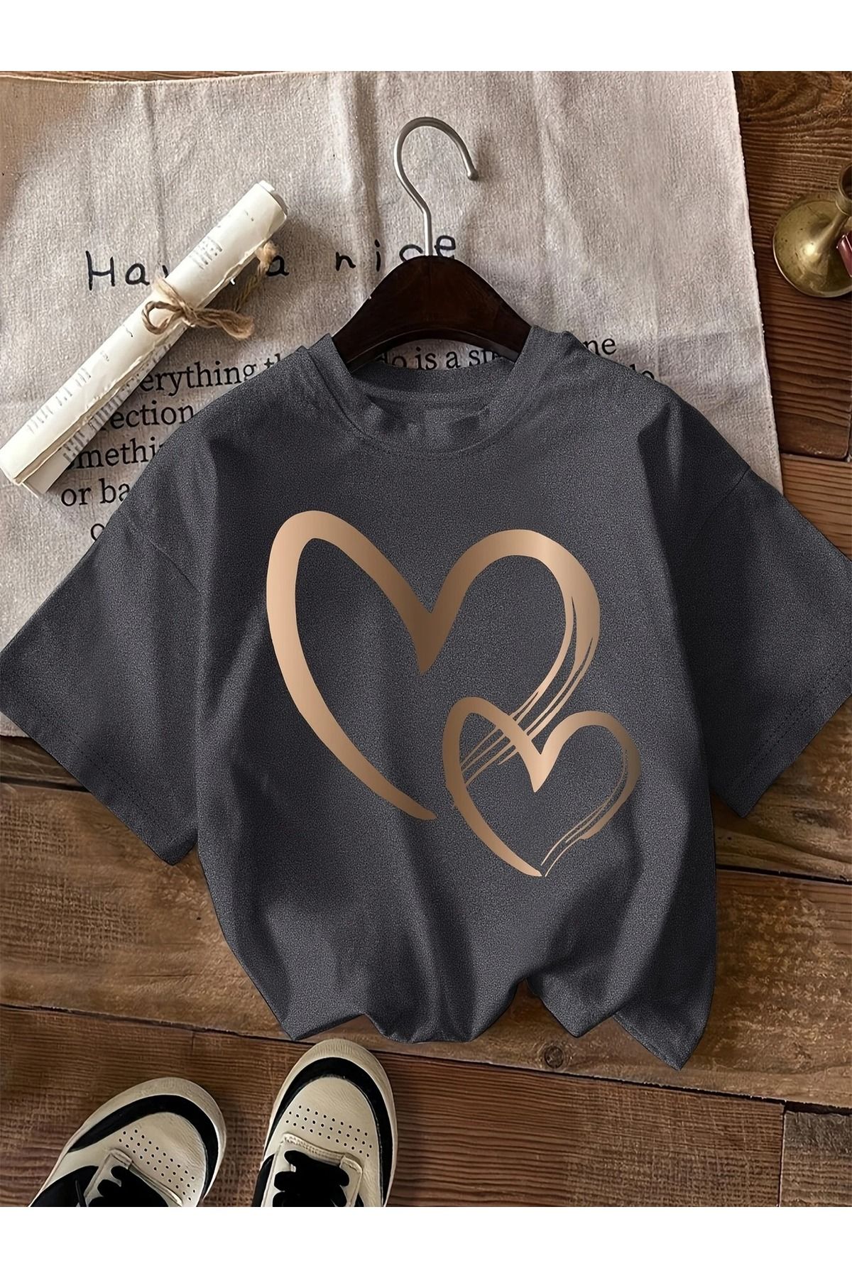 WOODROFFE Kadın Gold Kalp Baskılı Oversize Bisiklet Yaka T-shirt