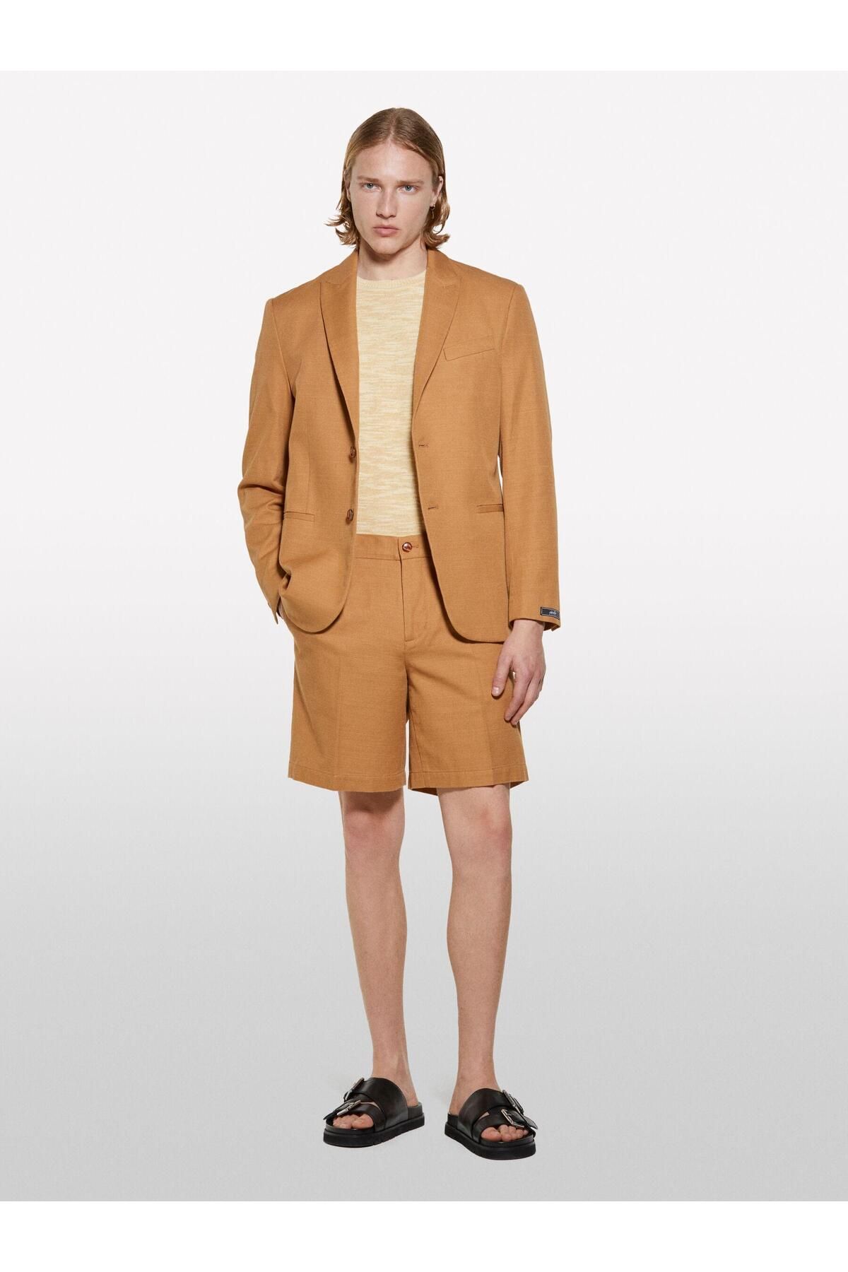 Sisley %100 Pamuk Yırtmaç Detaylı Regular Fit Bermuda Şort Erkek Kahverengi Şort - 325P4GJ0S9018