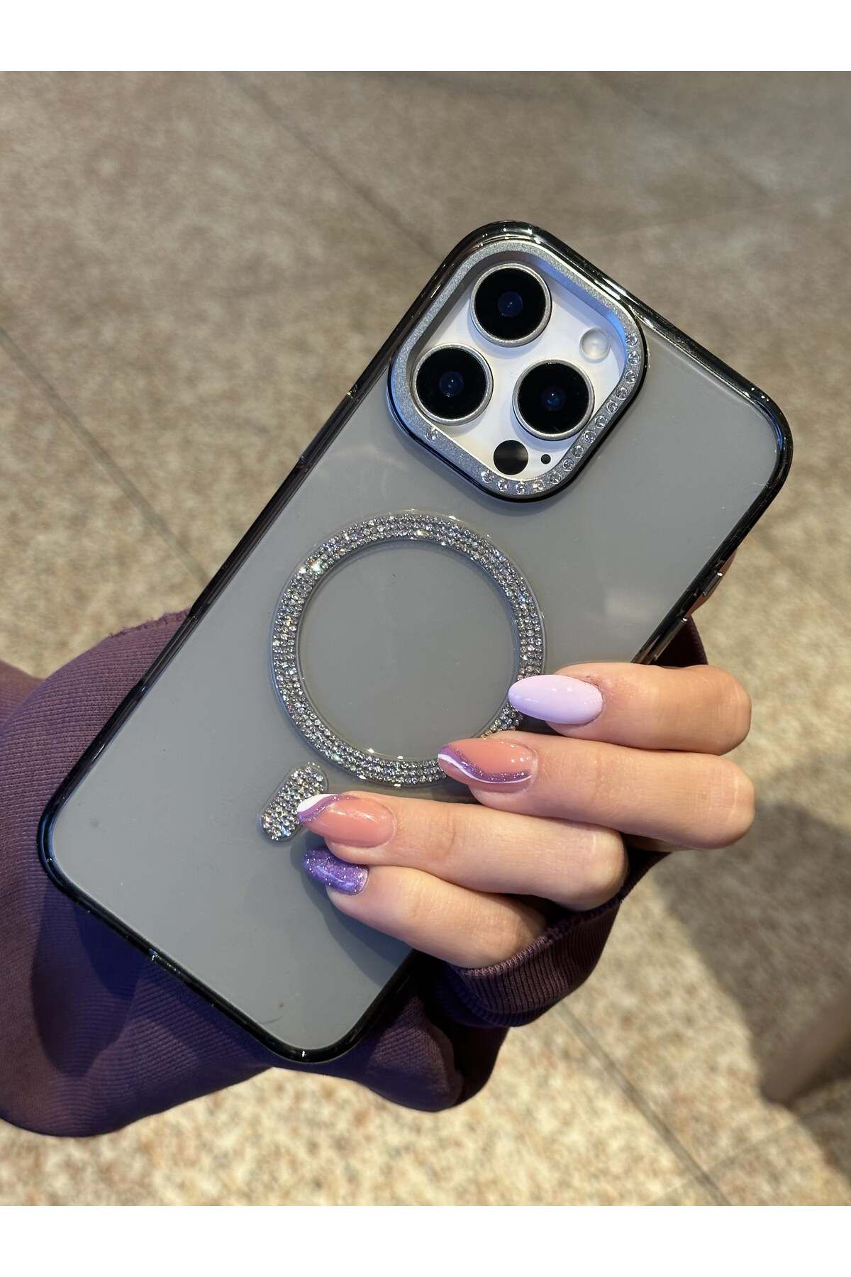 Paladyum Case iPhone 15 Pro Max Uyumlu Sararmaz Sert Mika MagSafe Pırlanta Taşlı Şeffaf Siyah Kılıf