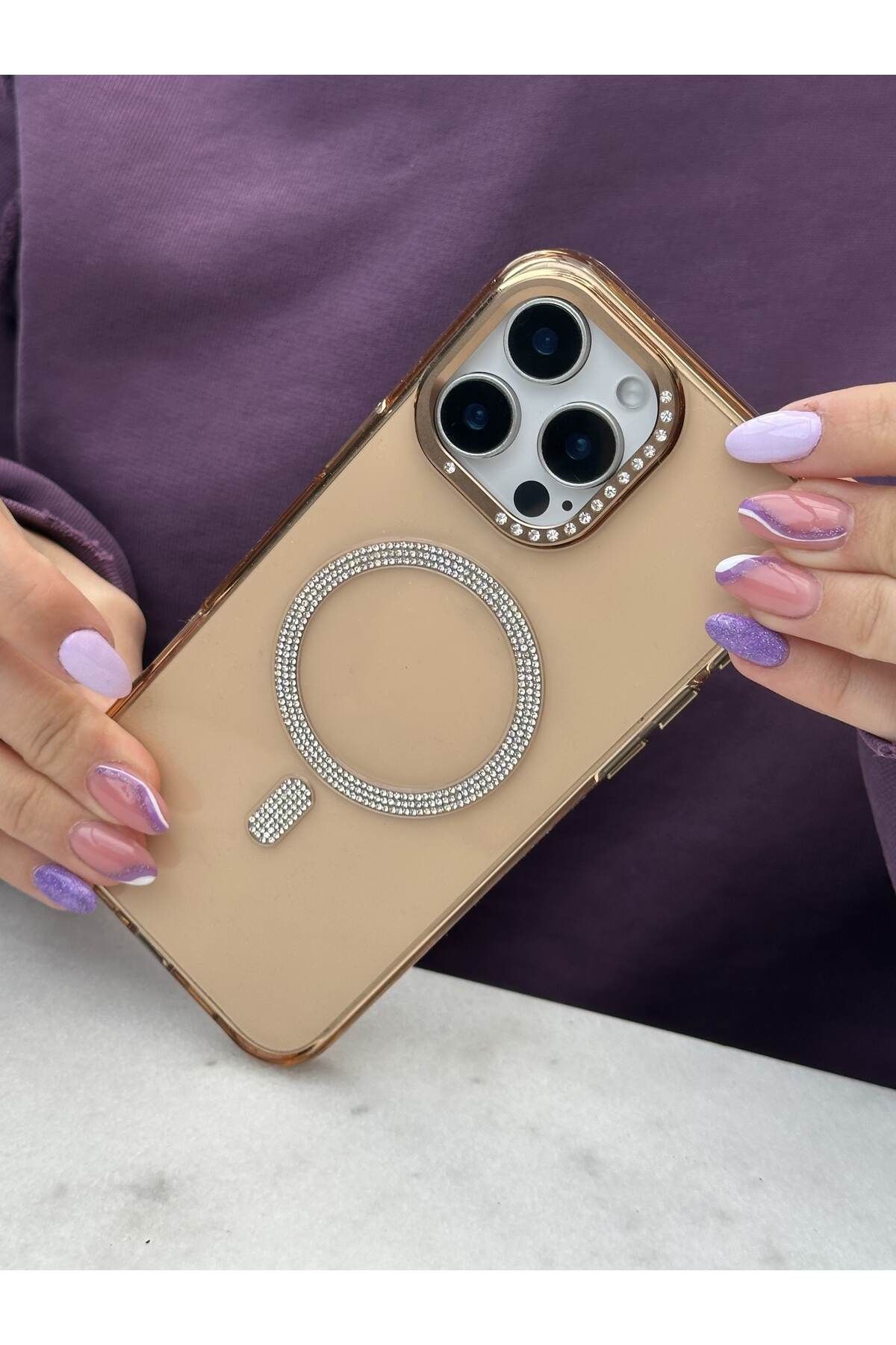 Paladyum Case iPhone 16 Pro Uyumlu Sararmaz Sert Mika MagSafe Pırlanta Taşlı Şeffaf Gold Kılıf