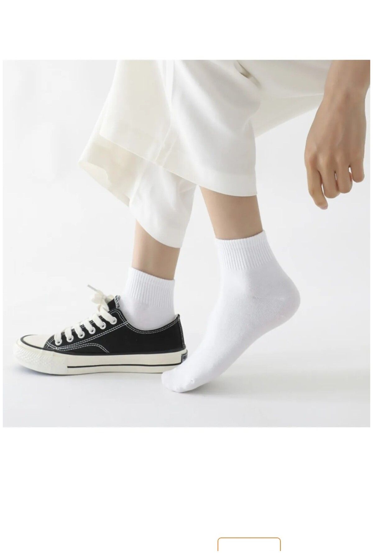 Sosyete dolabı 6 Çift Unisex pamuklu esnek ve rahat tenis sporcu yarım konç düz beyaz kolej çorap (EKONOMİK PAKET)